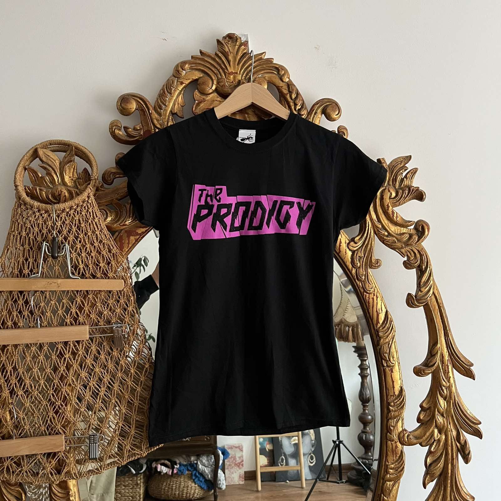 Band Tees The Prodigy Tee No Tourists Uk Tour 2018 Vintage Sz M Hoodie, Sweatshirt | FlexRushtees.com