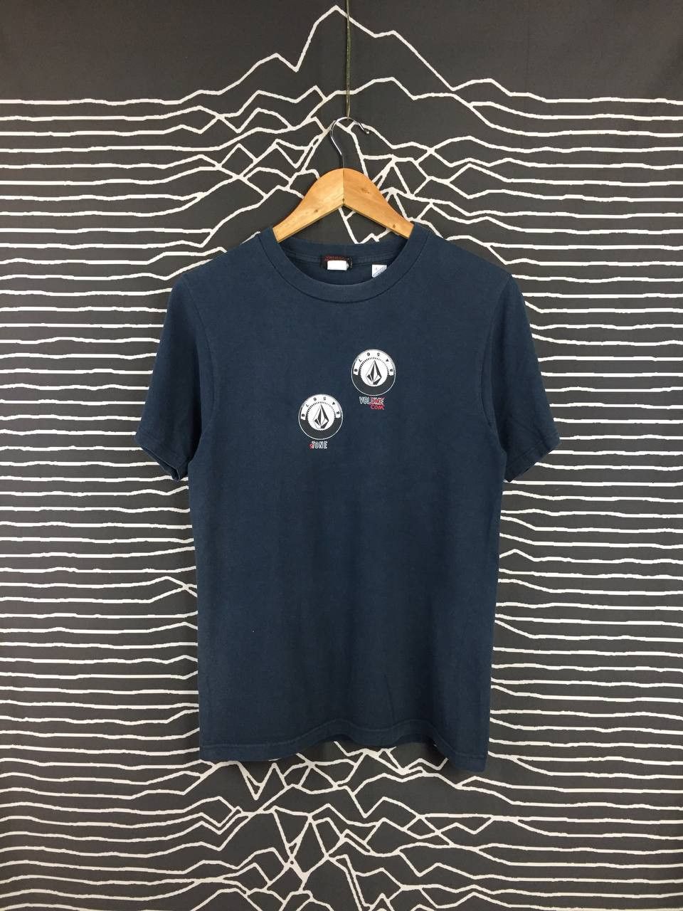 Vtg 00s Volcom Stone Guitar Knob Graphics Skateboards Tee Hoodie, Sweatshirt | FlexRushtees.com