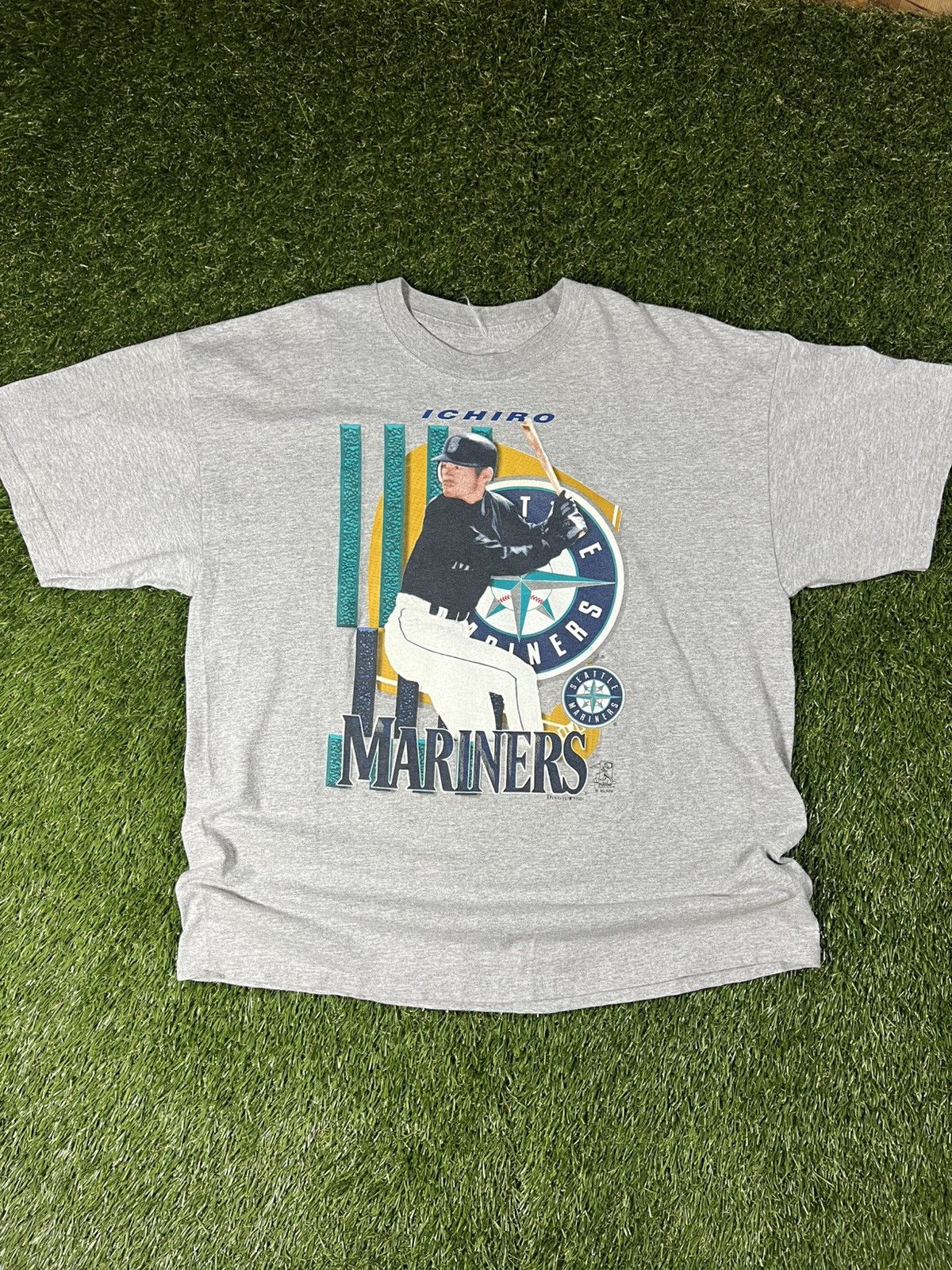 Mlb Vintage Y2k Seattle Mariners Ichiro Suzuki Graphic Mlb Tee Hoodie, Sweatshirt | FlexRushtees.com