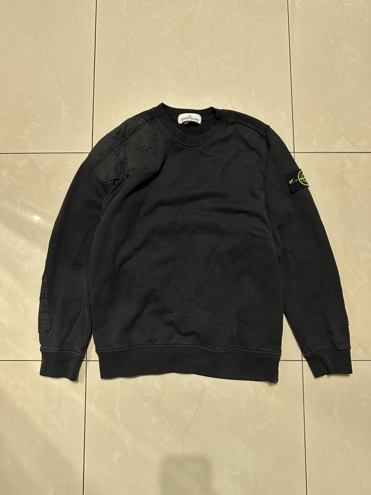 Island Stone Island Sweatshirt Crewneck M Men Black T-Shirts, Hoodie | FlexRushtees.com