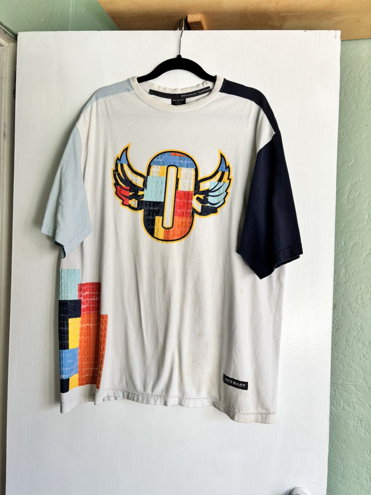 Early 2000s Outkast Tshirt Hoodie, Sweatshirt | FlexRushtees.com