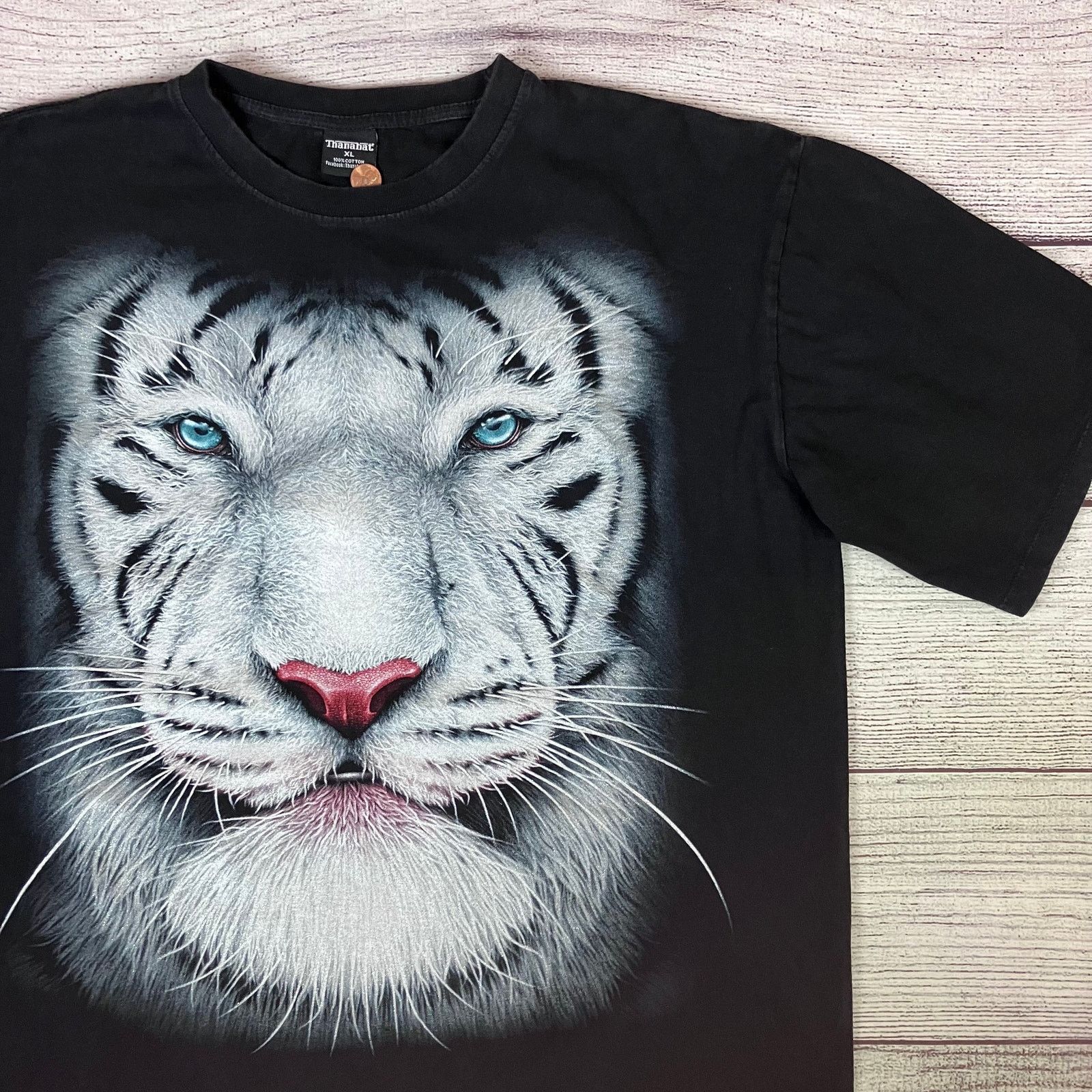 Vintage White Tiger Double Sided Animal T Shirt Hoodie, Sweatshirt | FlexRushtees.com