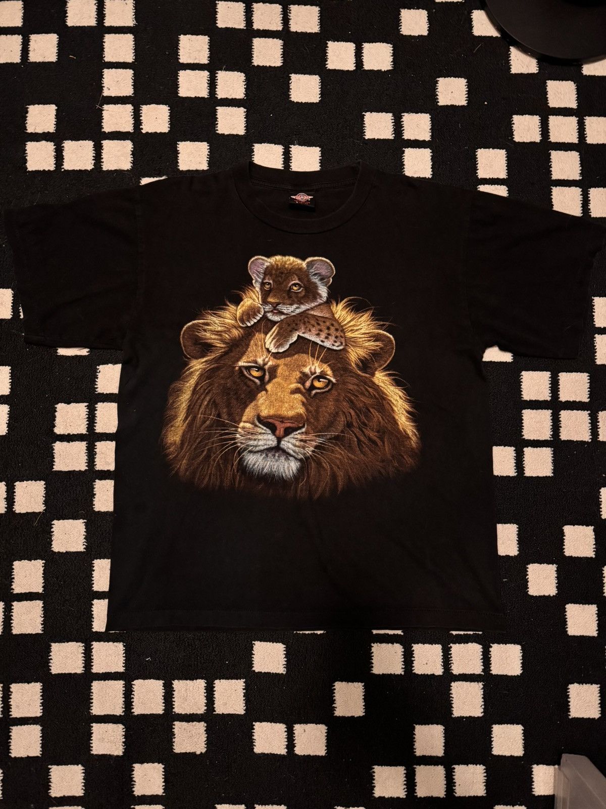 Vintage Rock Eagle Lion Cub Graphic Tee Size L