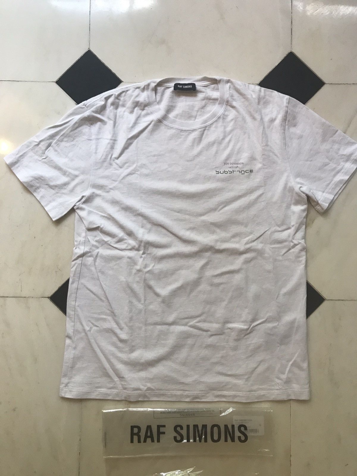 Raf Simons Ss18 Joy Division Substance Tee Hoodie, Sweatshirt | AU16VibeMintTees.com
