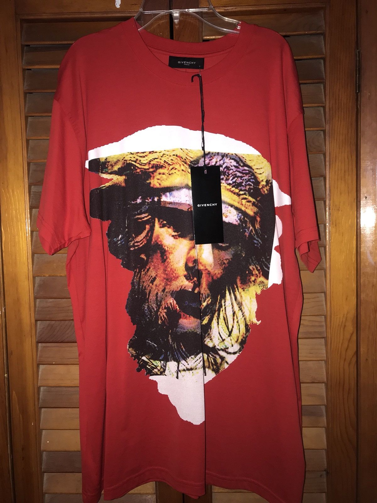 Red Mintour Givenchy Tee Size Small Colombian Fit Hoodie, Sweatshirt | FlexRushtees.com