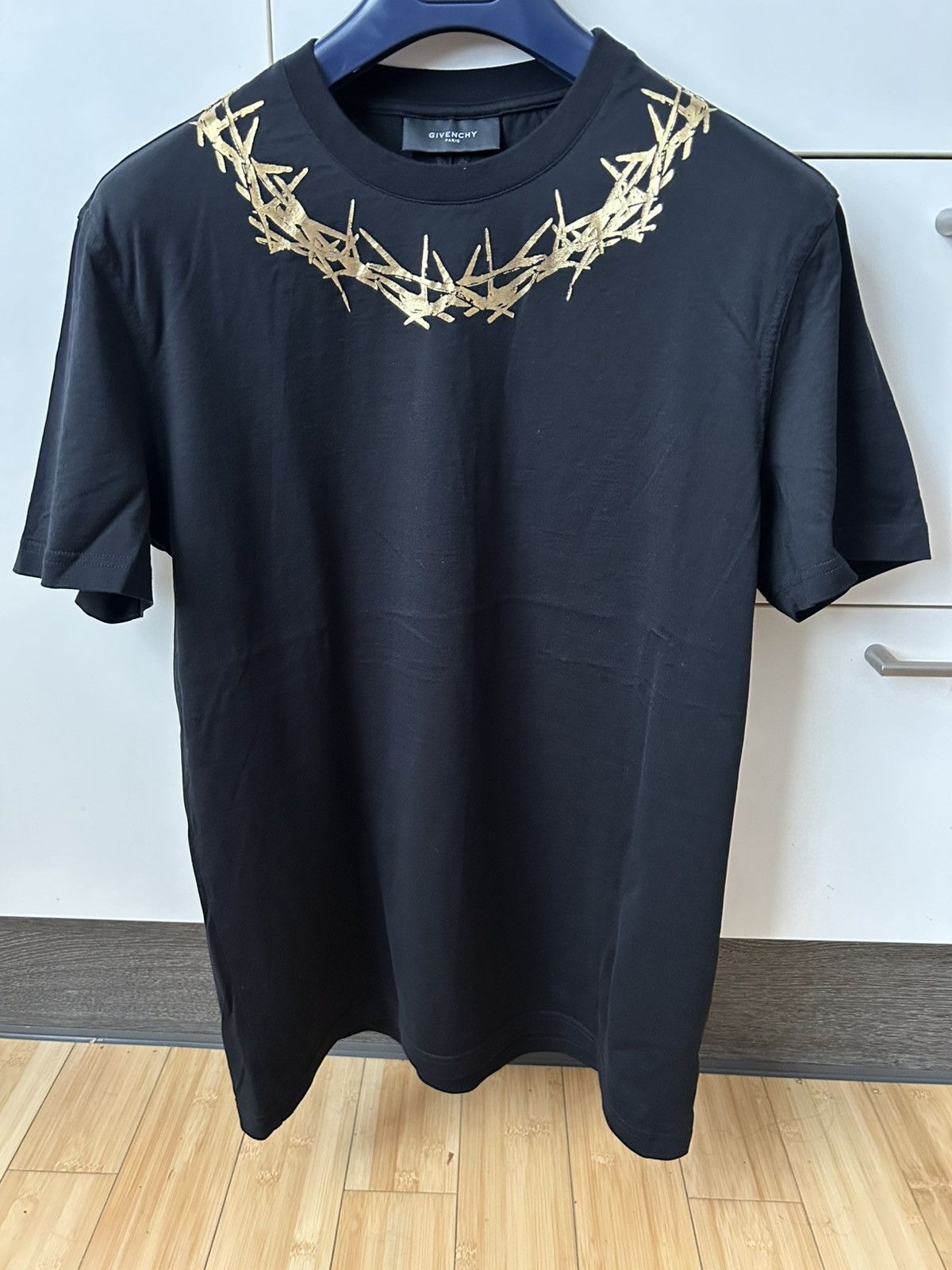 Riccardo Tisci Givenchy Tee Size L Hoodie, Sweatshirt | FlexRushtees.com