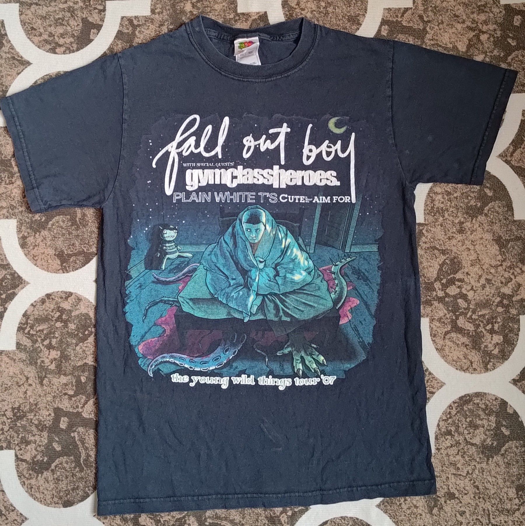 Vintage Fall Out Boy T-Shirts, Hoodie, Sweatshirt | FlexRushtees.com