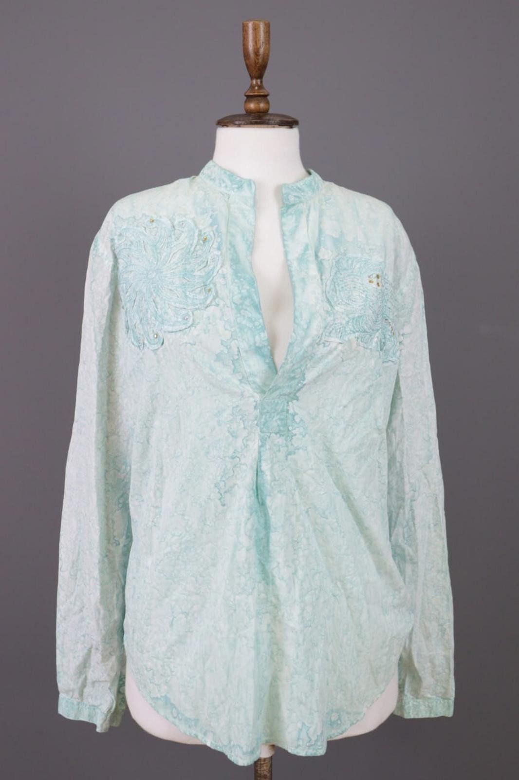 Barcelona Custo Barcelona V Neck Embroidered Top Shirt Size 1