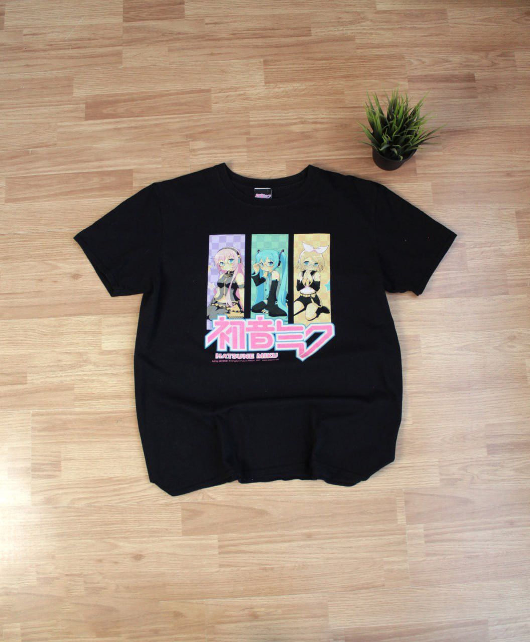 Japanese Brand X Vintage Hatsune Miku Y2k Anime Japan T Shirt Yamasan