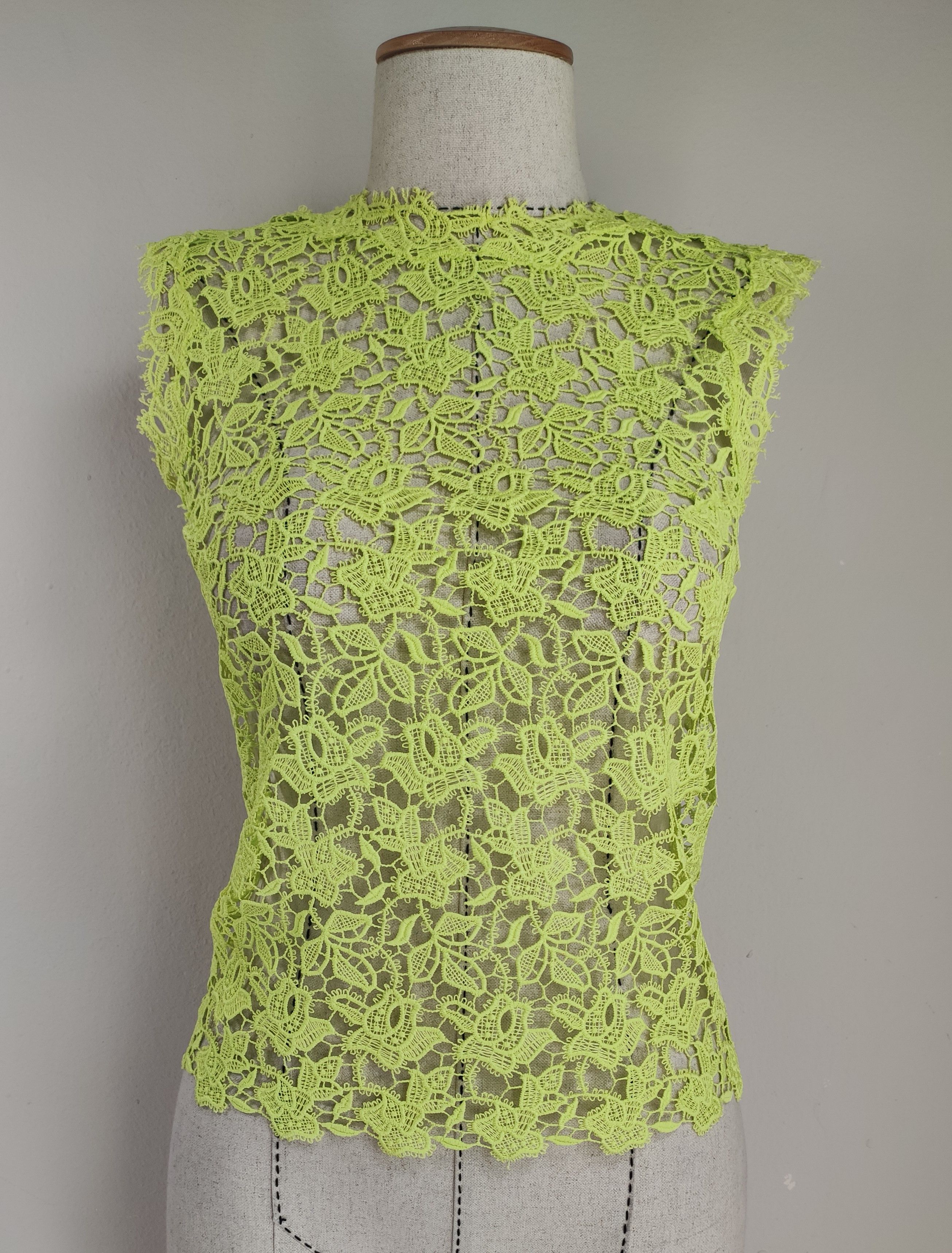 Ermanno Scervino Green Lace Top T-Shirts, Hoodie, Sweatshirt | FlexRushtees.com