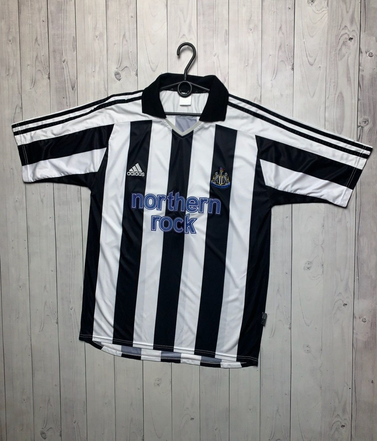 Vintage Soccer Tee Rare New Castle United Size M Hoodie, Sweatshirt | FlexRushtees.com