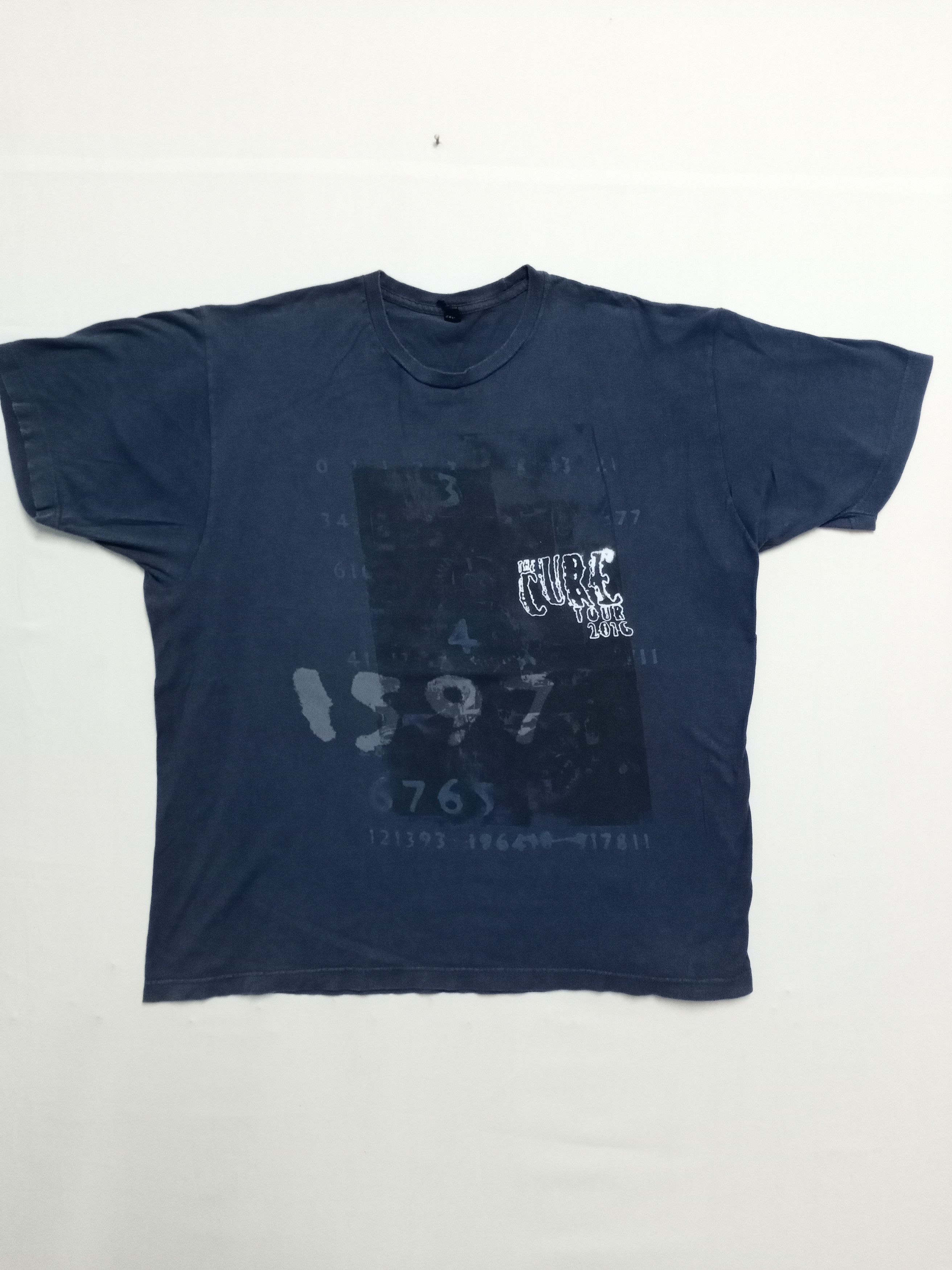 Cure Rare The Cure Robert Smith 2016 Tour Band Tshirt Hoodie, Sweatshirt | FlexRushtees.com