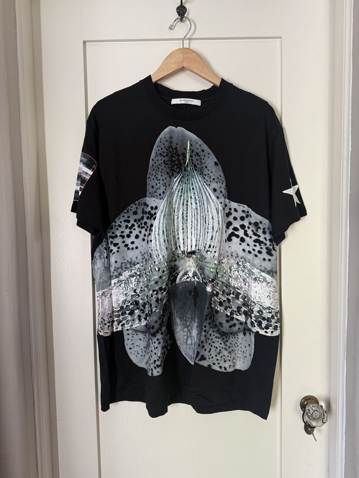 Givenchy Orchid T Shirt Hoodie, Sweatshirt | FlexRushtees.com
