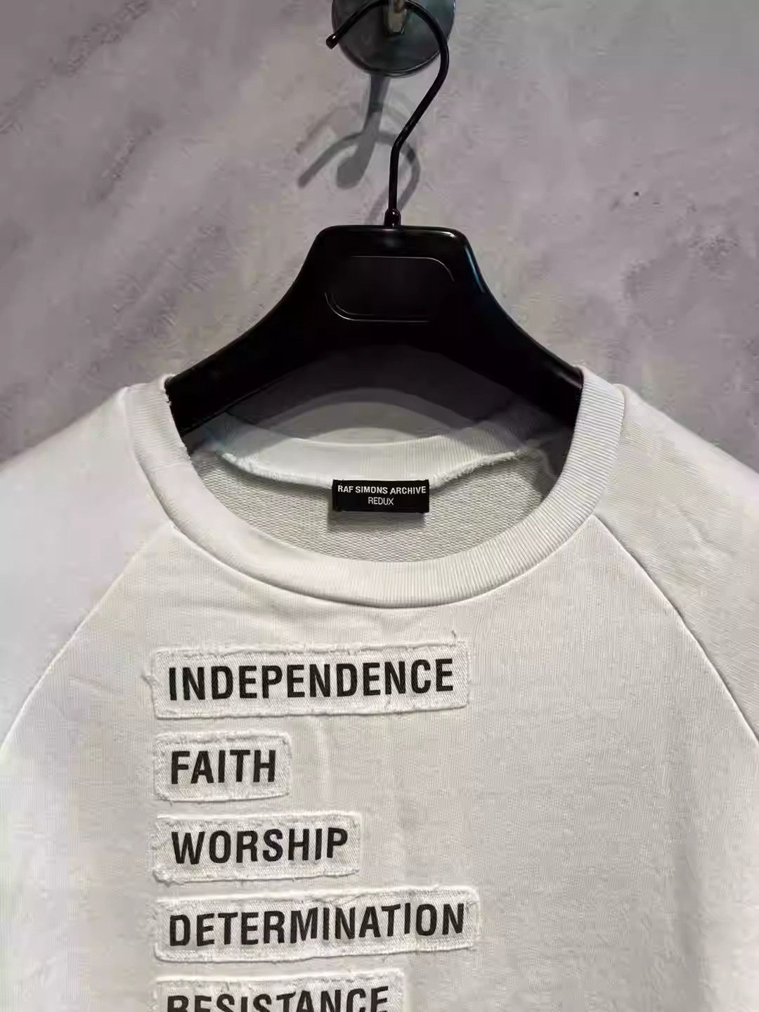 Simons Raf Simons Men S Slogan White Print Sweatshirt