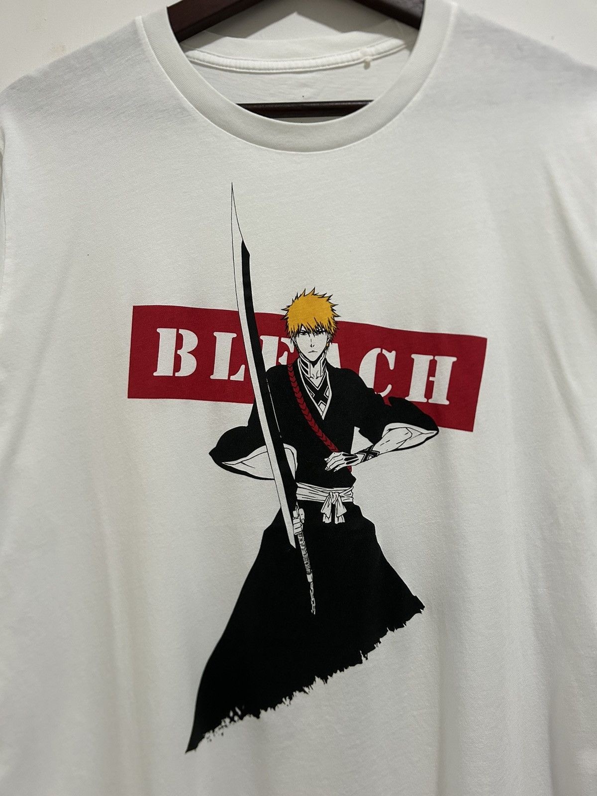 Anime Bleach Kurosaki Ichigo Tybw Arc Anime Graphic Tee Hoodie, Sweatshirt | FlexRushtees.com