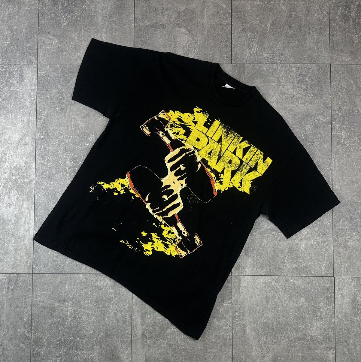 Fruit Of The Loom Linkin Park Vintage Band Rock T Shirt Overprint Logo Hoodie, Sweatshirt | FlexRushtees.com