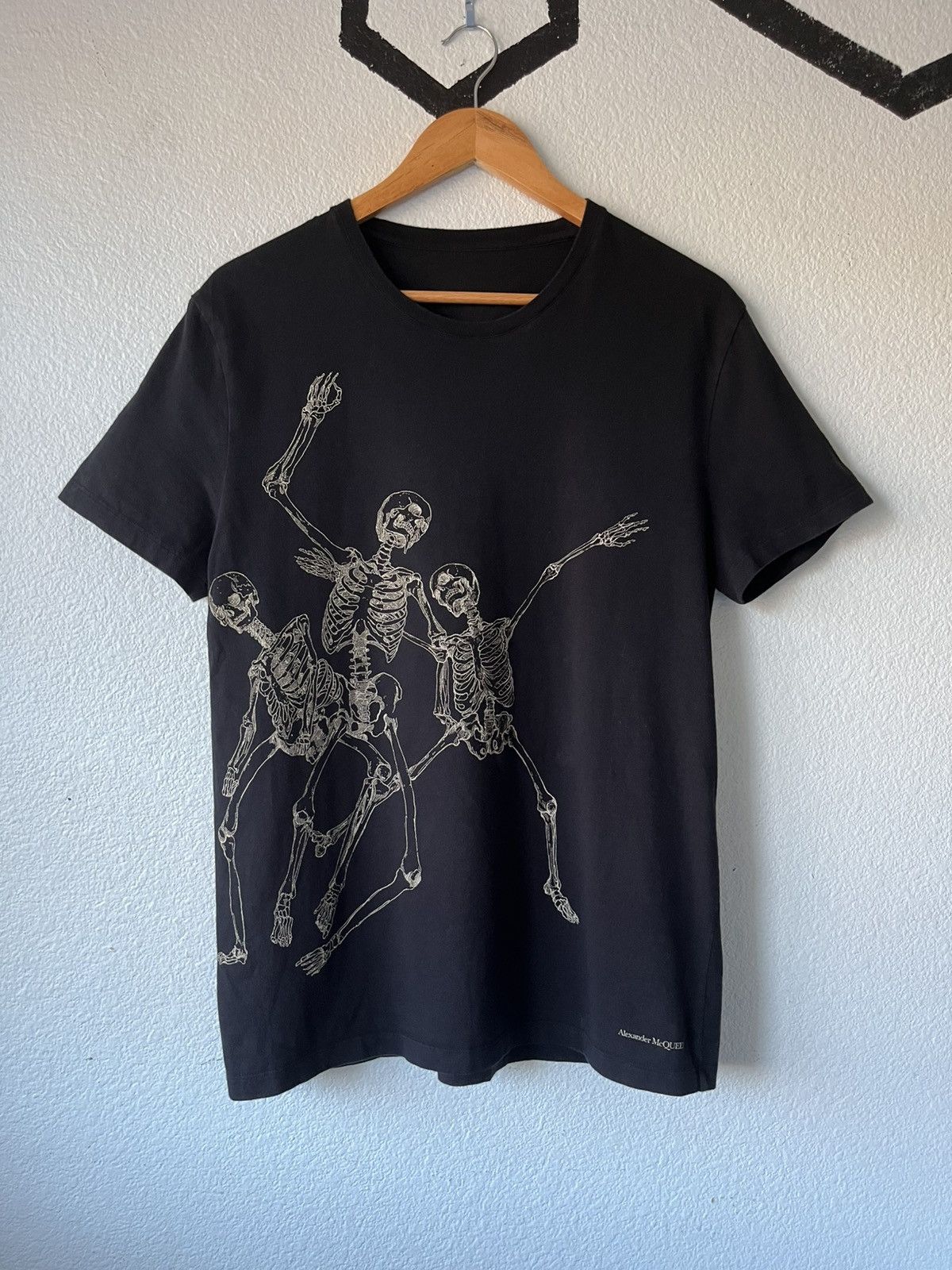 Alexander Mcqueen Ss18 Dancing Skeletons Tee Hoodie, Sweatshirt | FlexRushtees.com