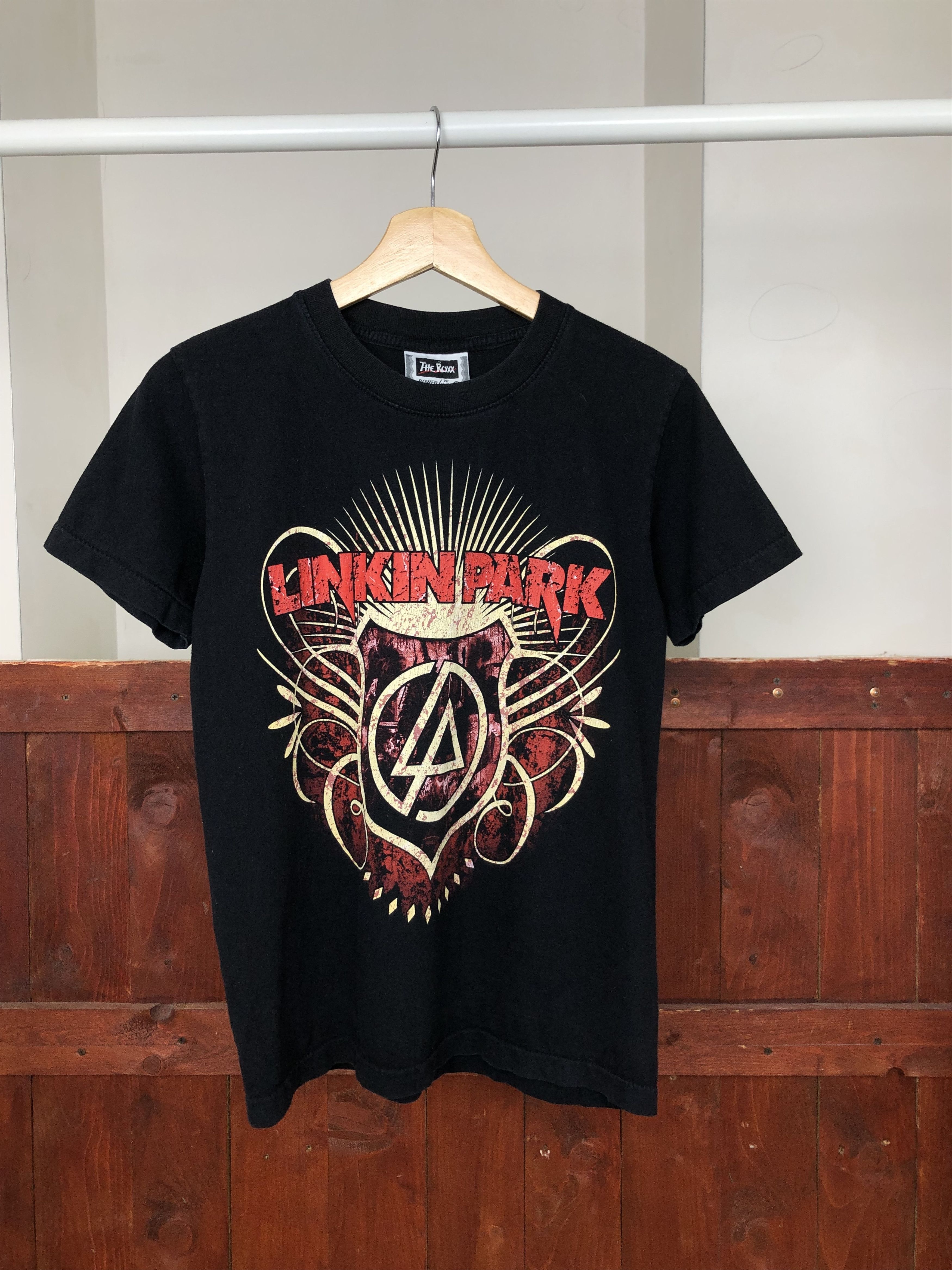 Linkin Park Vintage Printed Graphic Rock Band Tee Hoodie, Sweatshirt | FlexRushtees.com