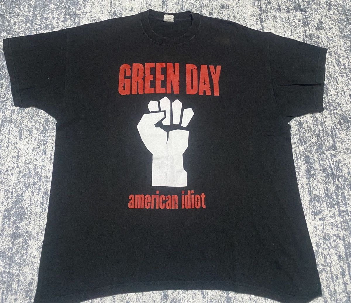 Tees Vintage Band Green Day American Idiot Big Logo 00s Hoodie, Sweatshirt | FlexRushtees.com