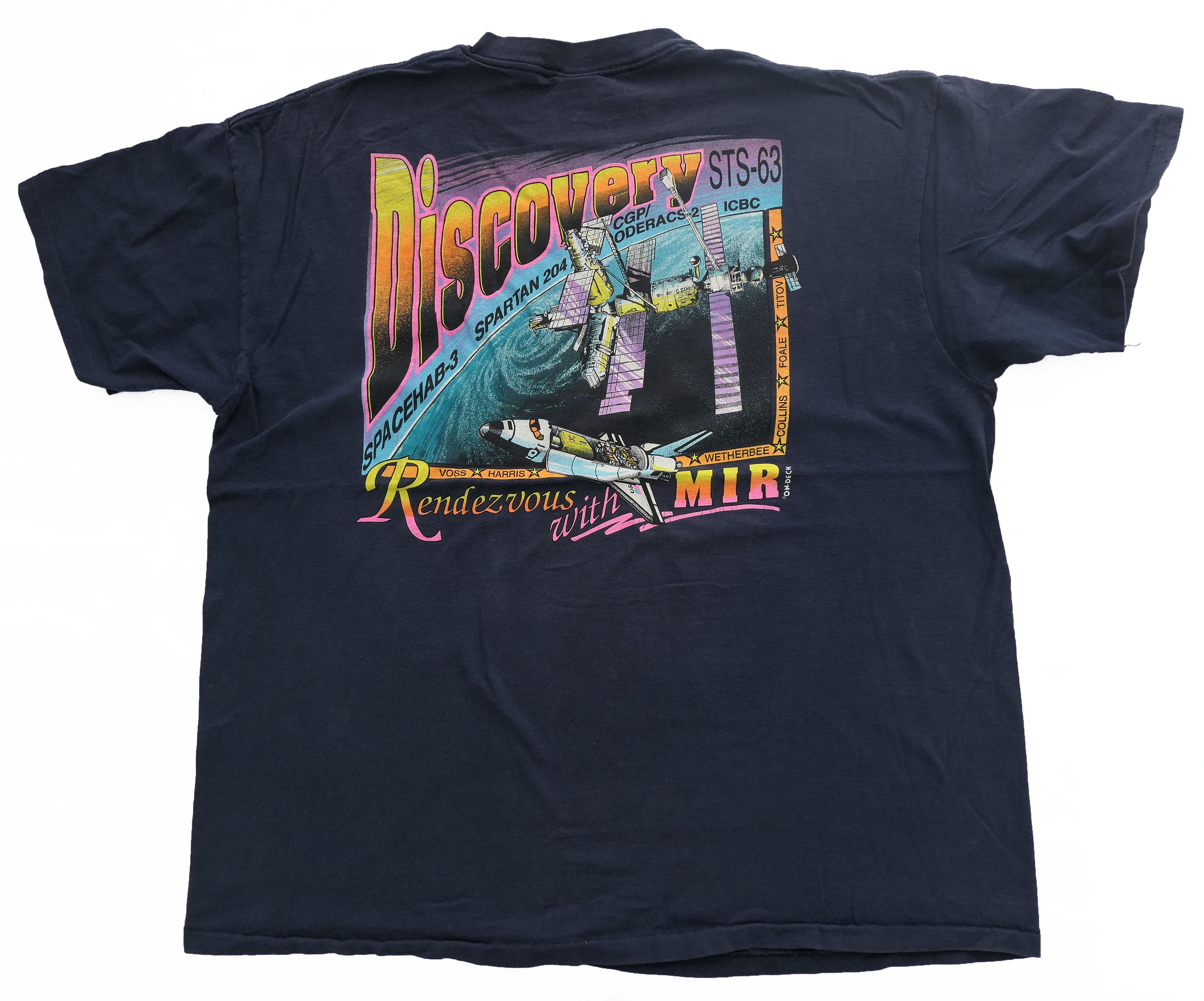 Vintage Vtg 90 S Pocket Tee Aerospace Discovery With Sts 63
