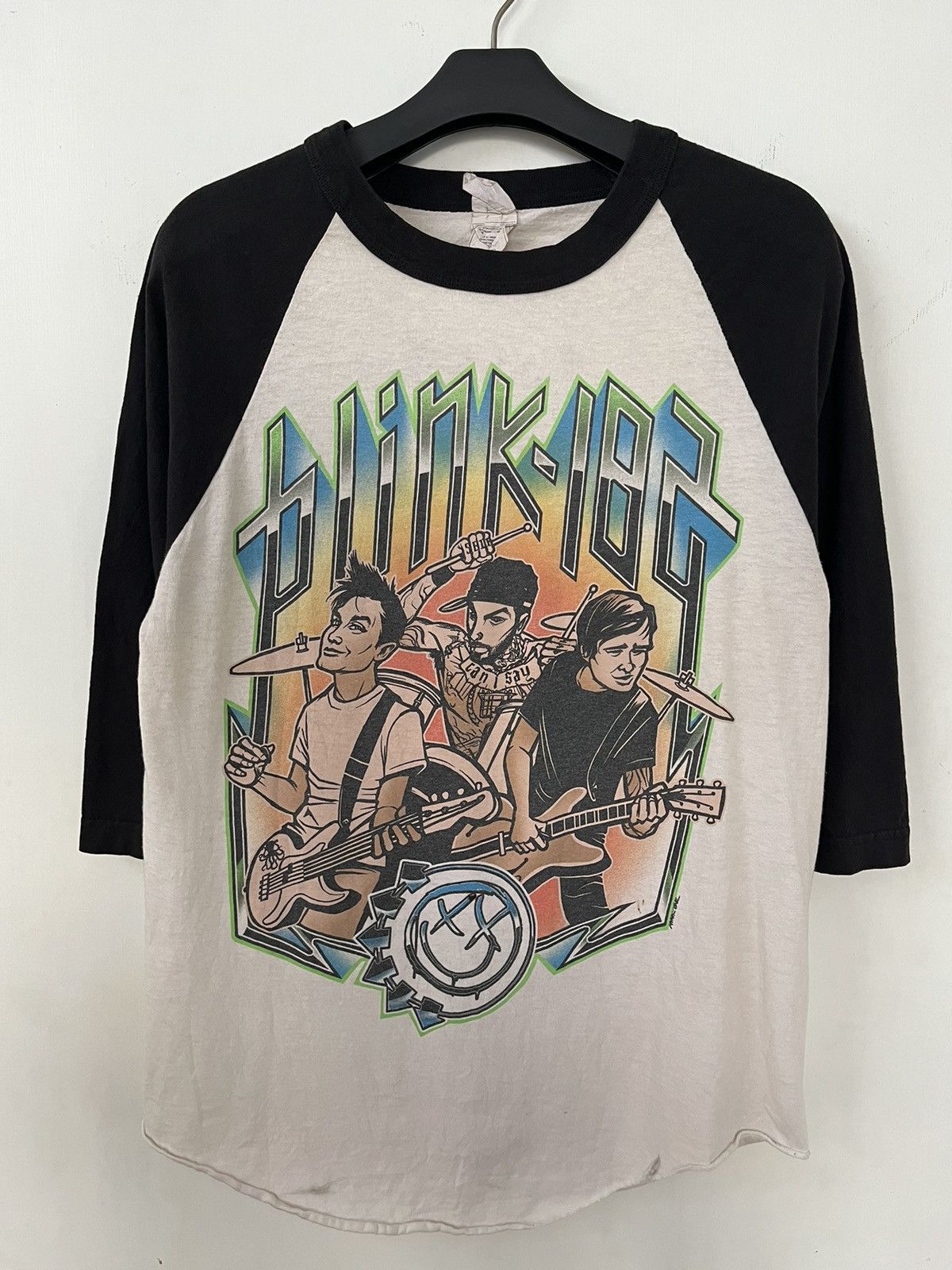Vintage Blink 182 Summer Tour 2009 Munk One Reglan T-Shirts, Hoodie, Sweatshirt | FlexRushtees.com