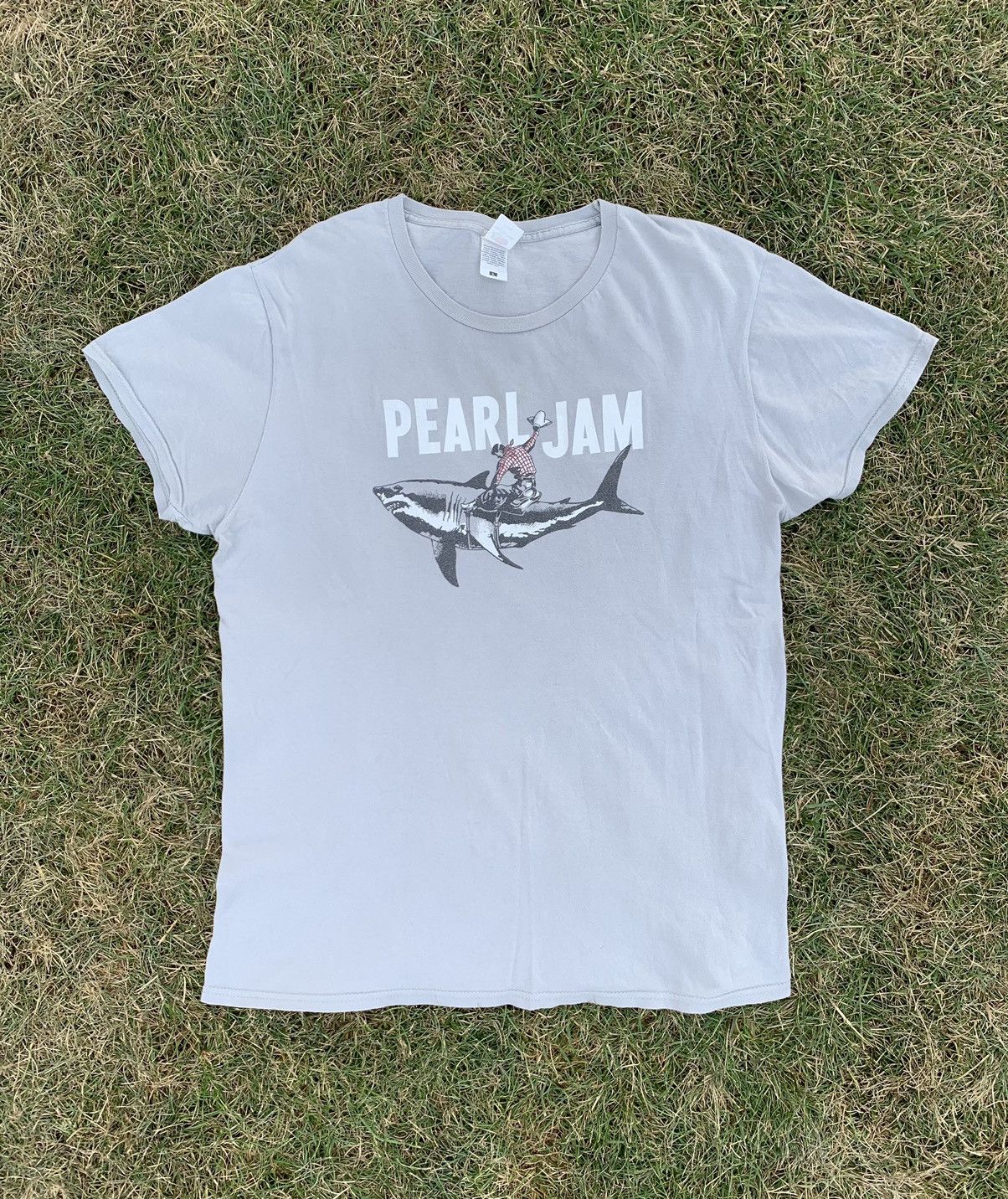 Vintage Pearl Jam Shark T Shirt Hoodie, Sweatshirt | FlexRushtees.com
