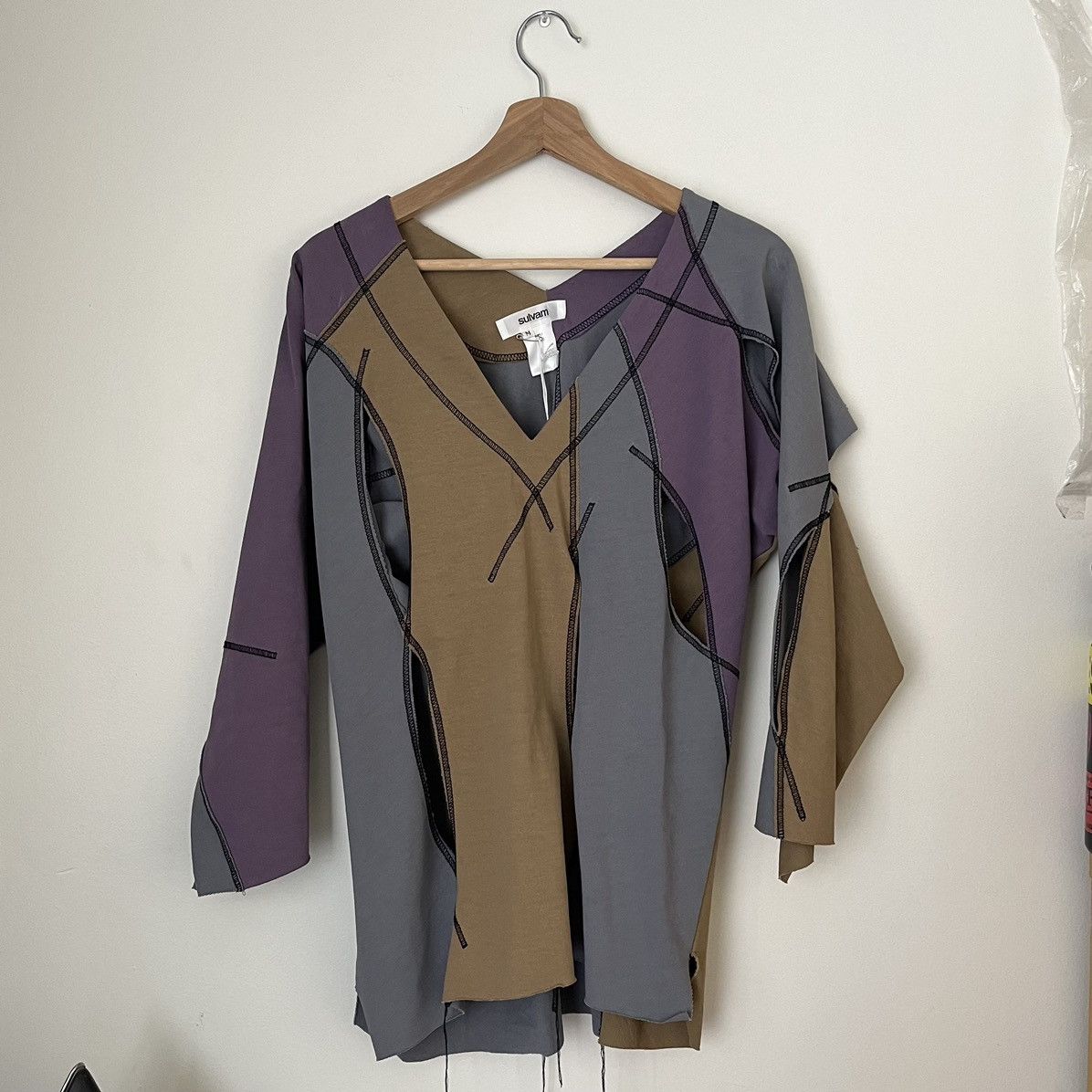 Sulvam Sample Overlock Top Bnwt T-Shirts, Hoodie, Sweatshirt | FlexRushtees.com