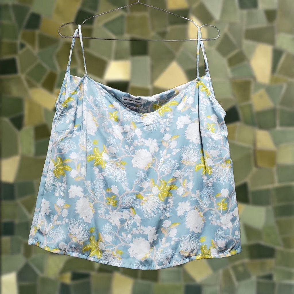 Outfitters Urban Outfitters Cami Top Women S Large Blue Floral Scoop Neck Adjustable Straps Sh