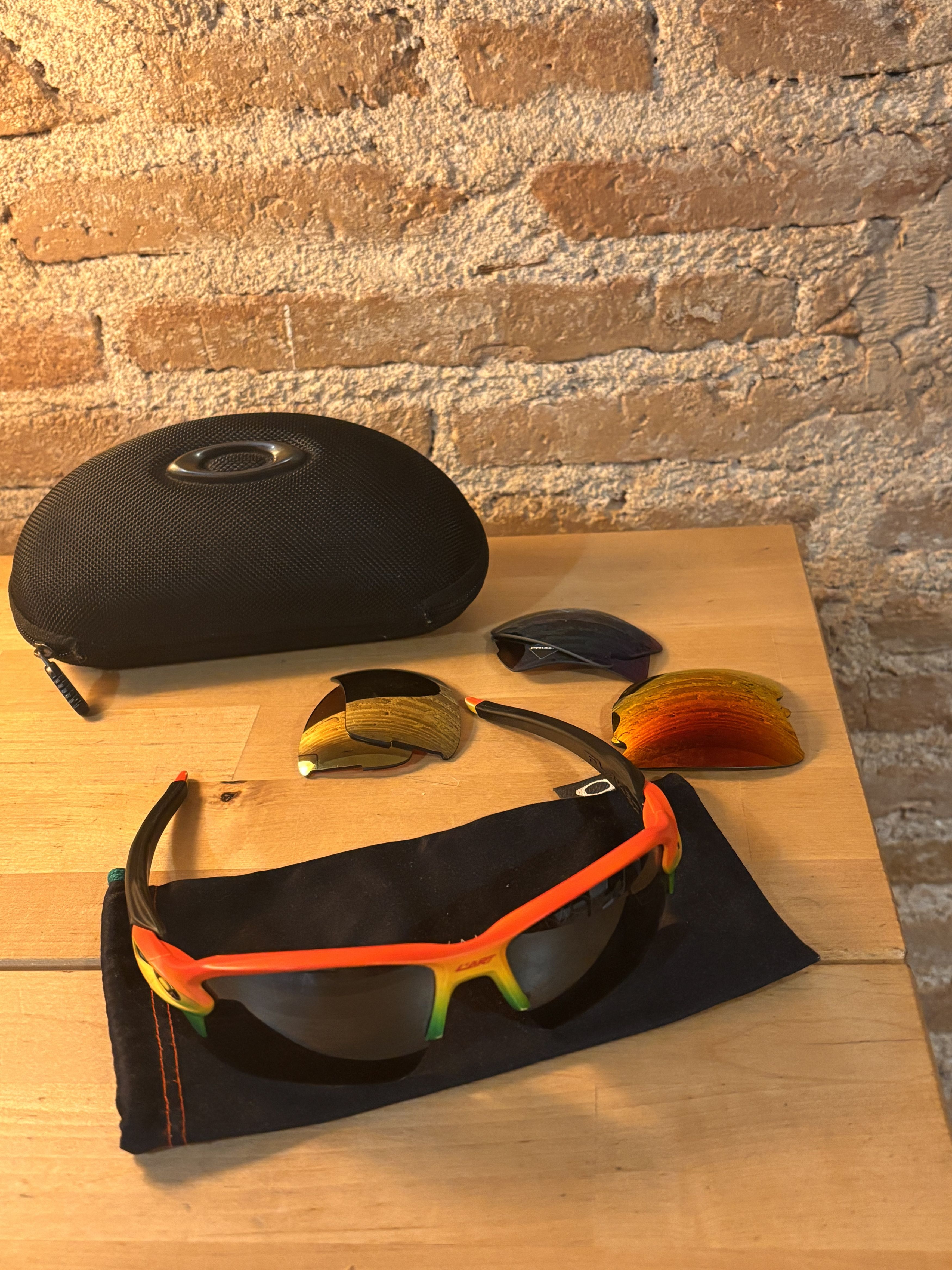 Oakley Kar L Art Vision Flak 2 0 Oakley Edition Classic Logo T-Shirts, Hoodie, Sweatshirt | FlexRushtees.com