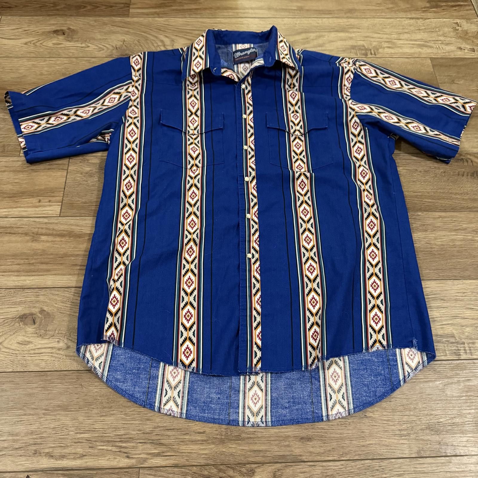 Vintage Wrangler Southwestern Aztec Snap Shirt Cowboy