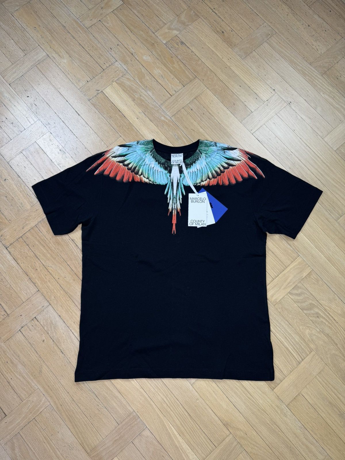 Burlon Marcelo Burlon Wing Green Orange Black Tee Hoodie, Sweatshirt | FlexRushtees.com