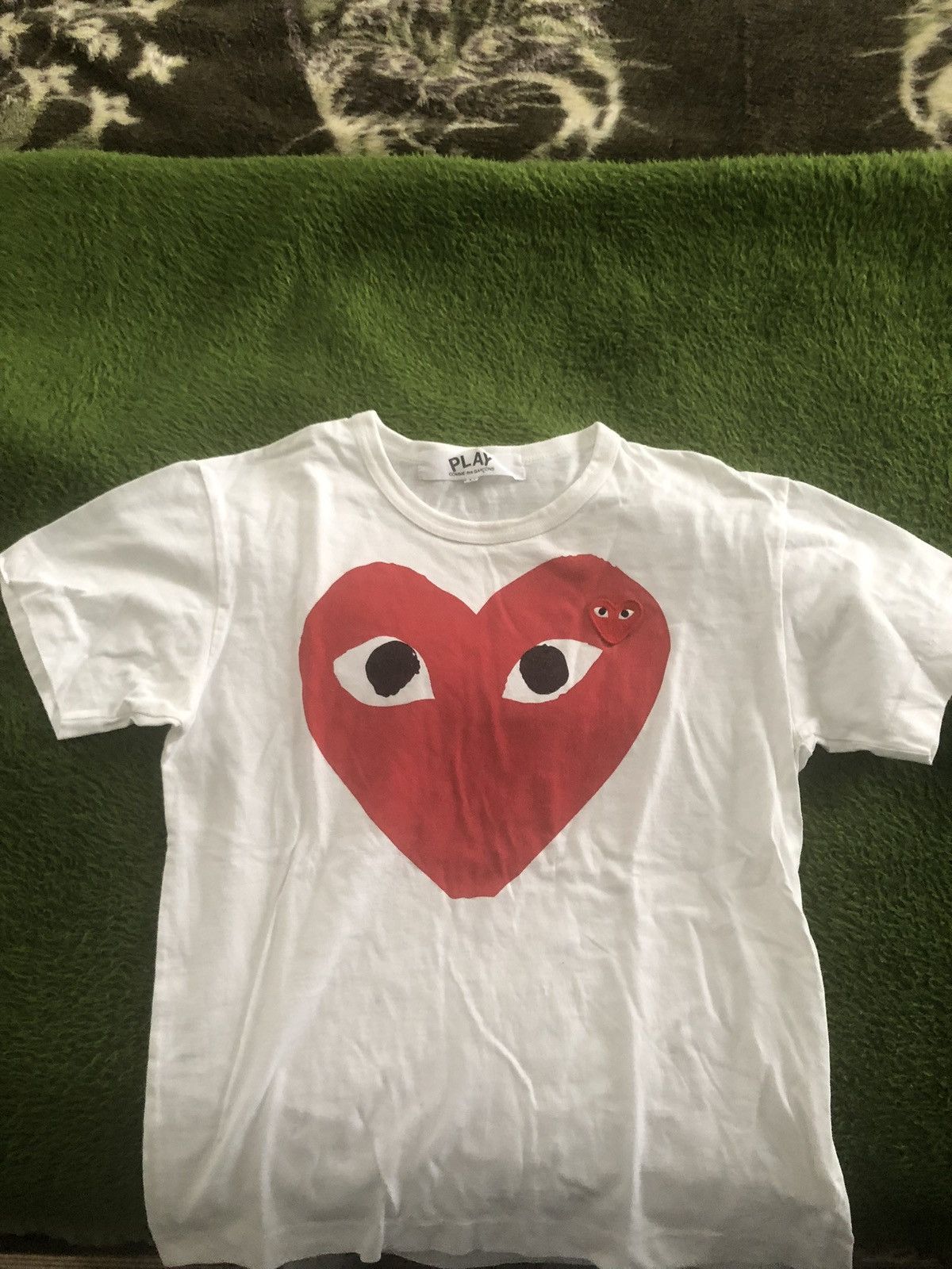 Cdg By Comme Des Garcons White Comme Des Garcons Play Heart Tee Size Medium
