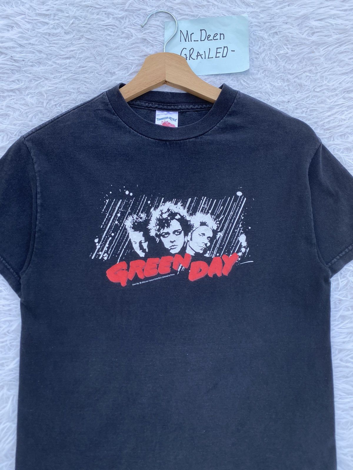 Band Tees Rare Vintage Green Day Under Licence To Cinder Block Bandtee Hoodie, Sweatshirt | FlexRushtees.com