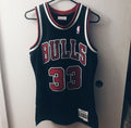 Mitchell Ness Scottie Pippen Chicago Bulls Swingman Jersey