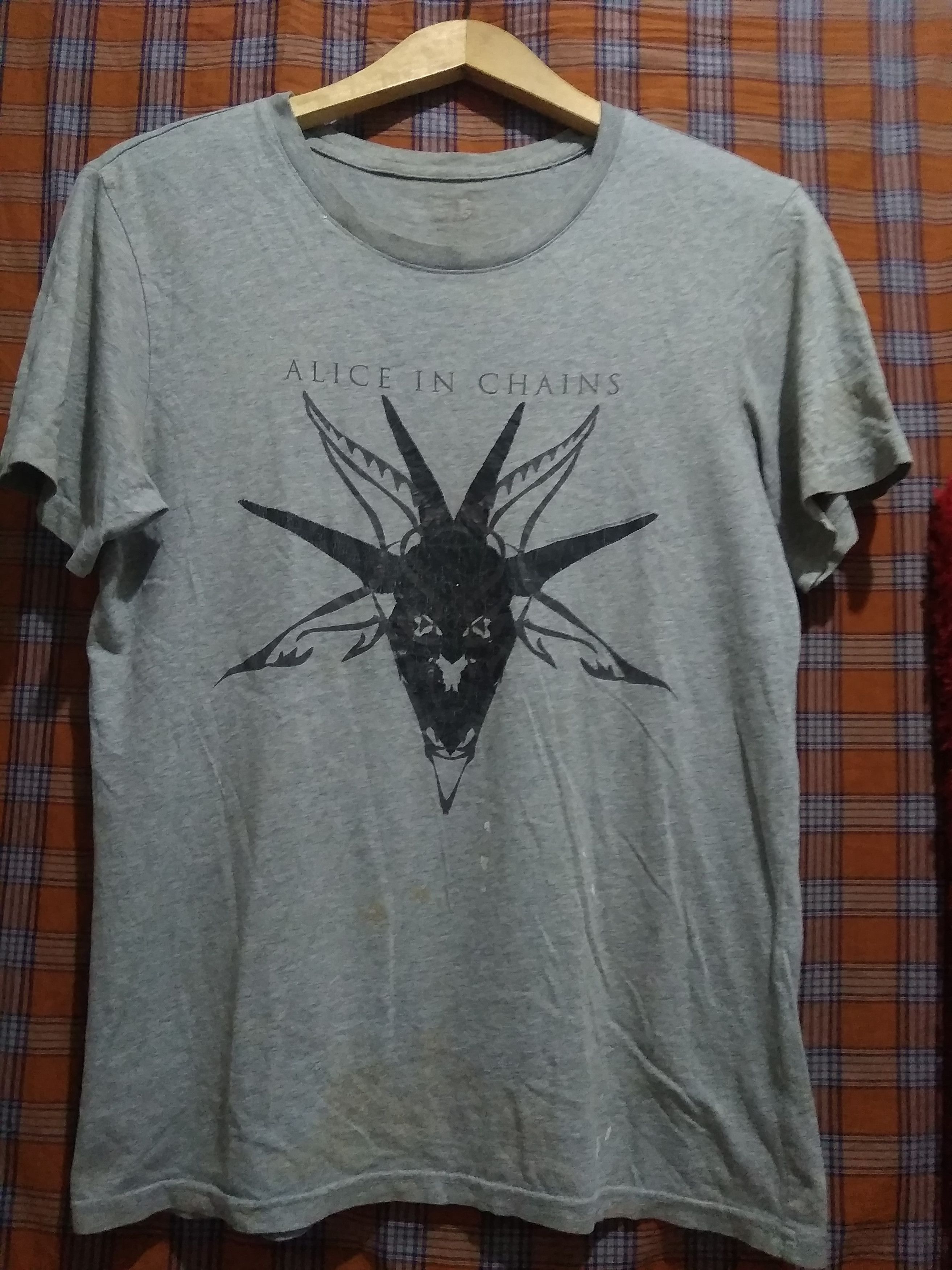 Band Tees Vintage Alice In Chains Grunge Bravado Rare Hoodie, Sweatshirt | FlexRushtees.com