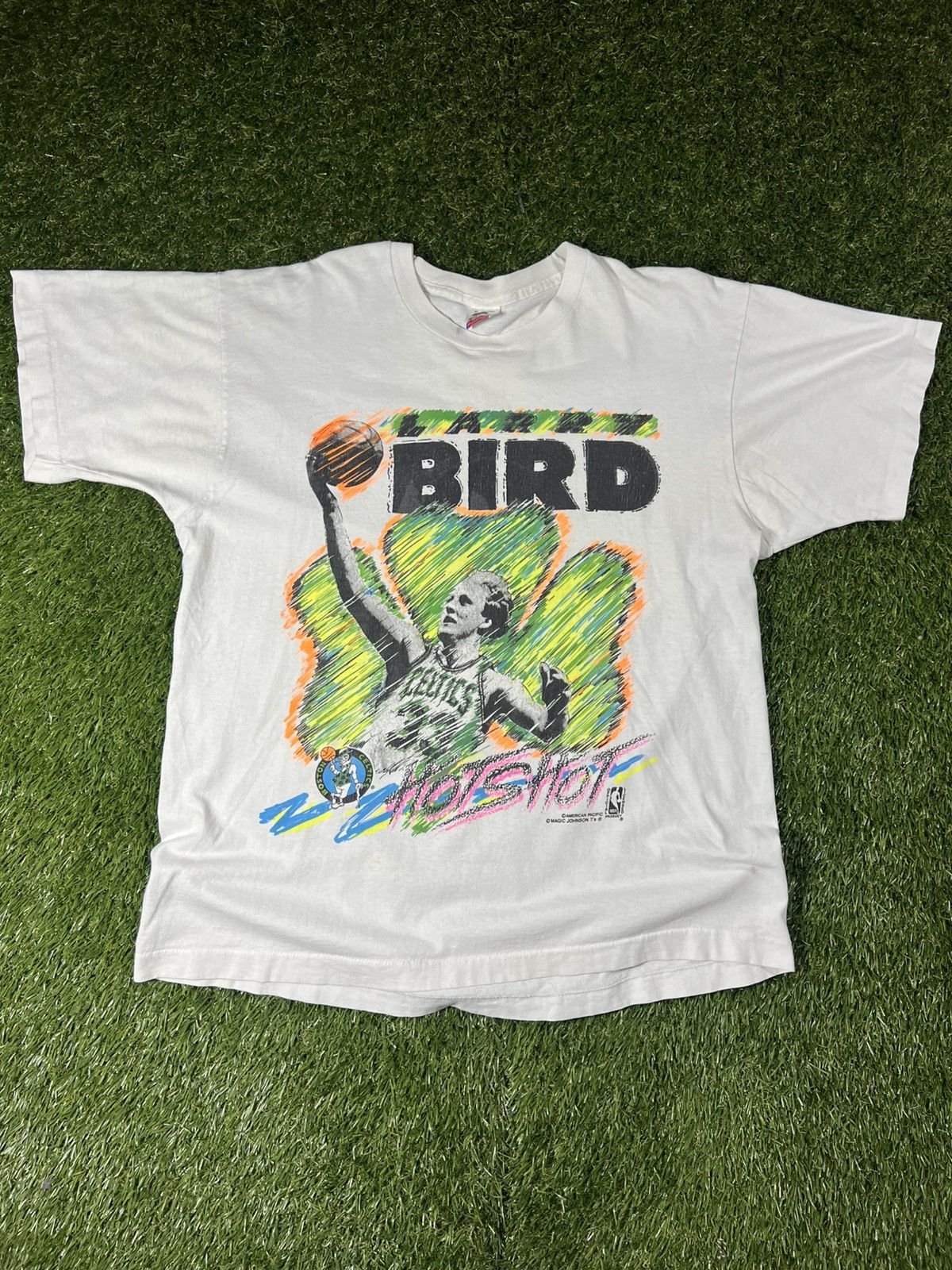 Nba Vintage 90s Larry Bird Nba Celtics Magic Johnson Tee Hoodie, Sweatshirt | FlexRushtees.com