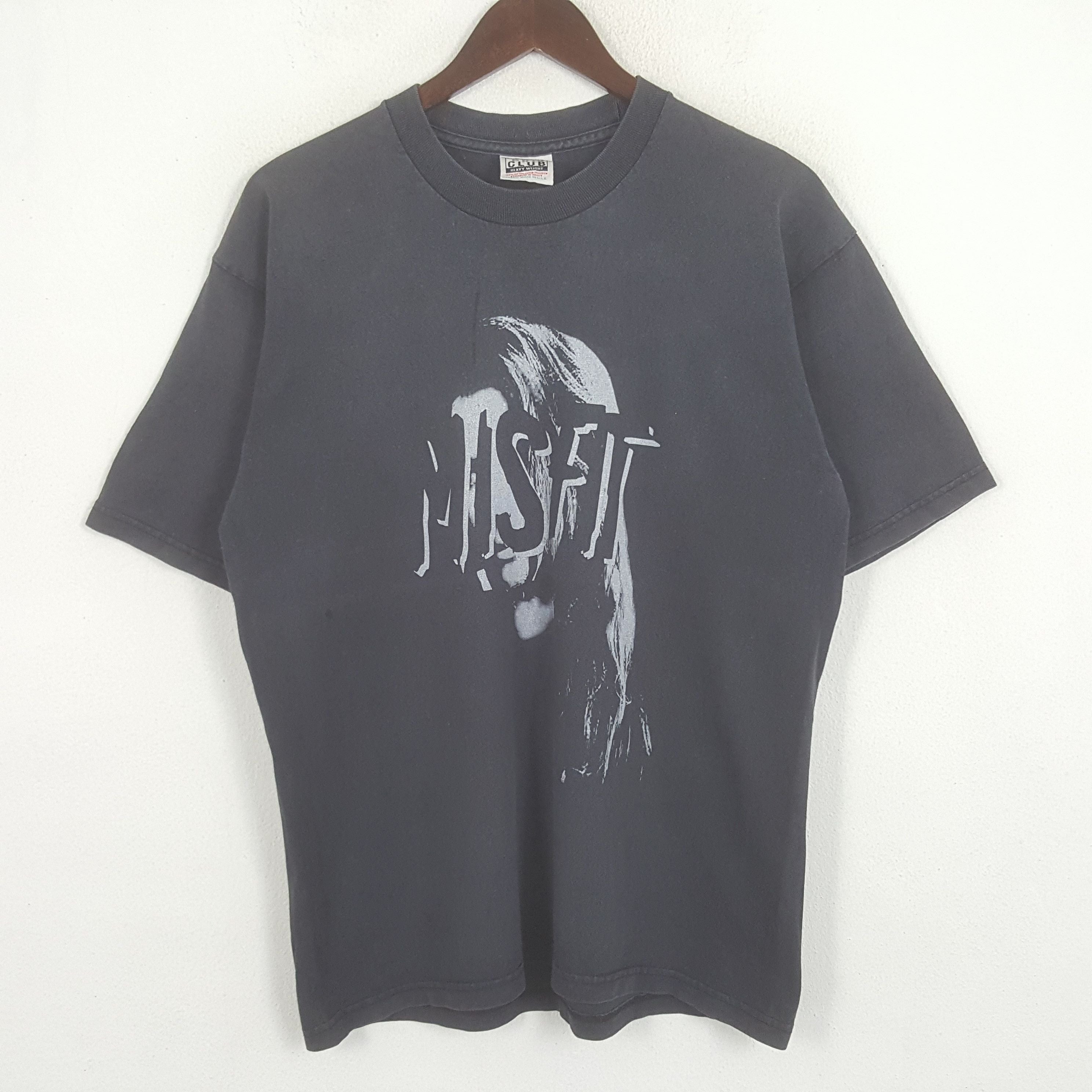 Misfits X Vintage Vintage Misfit Band Tshirt Hoodie, Sweatshirt | FlexRushtees.com