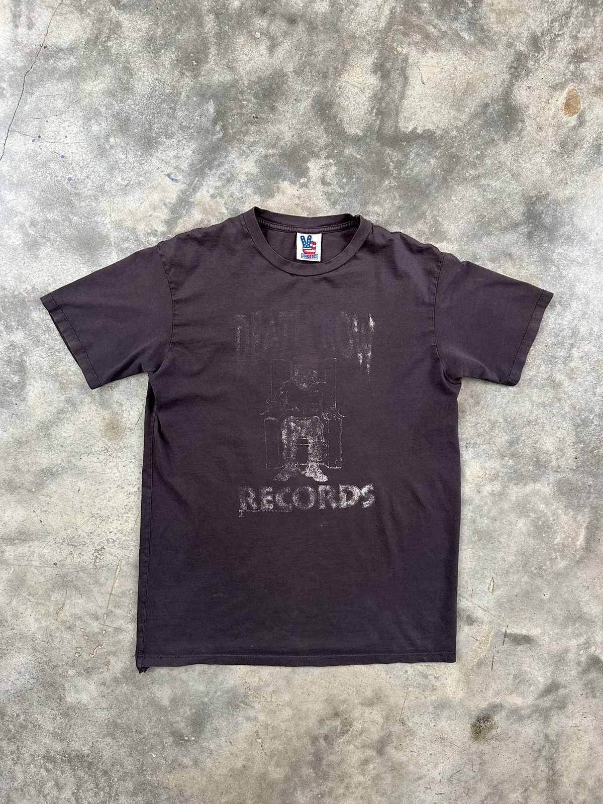 Food Junk Food X Death Row Records Classic Retro Logo Tee Medium Hoodie, Sweatshirt | FlexRushtees.com