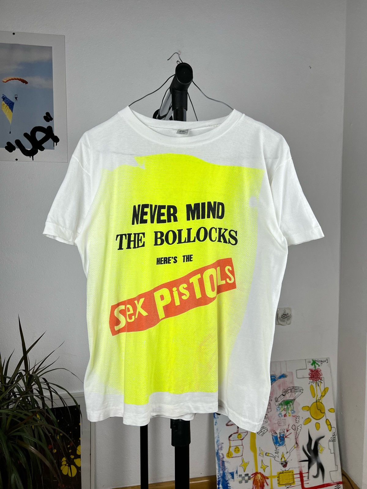 Vintage 80s Sex Pistols Never Mind The Bollocks Vintage Shirt M Hoodie, Sweatshirt | FlexRushtees.com