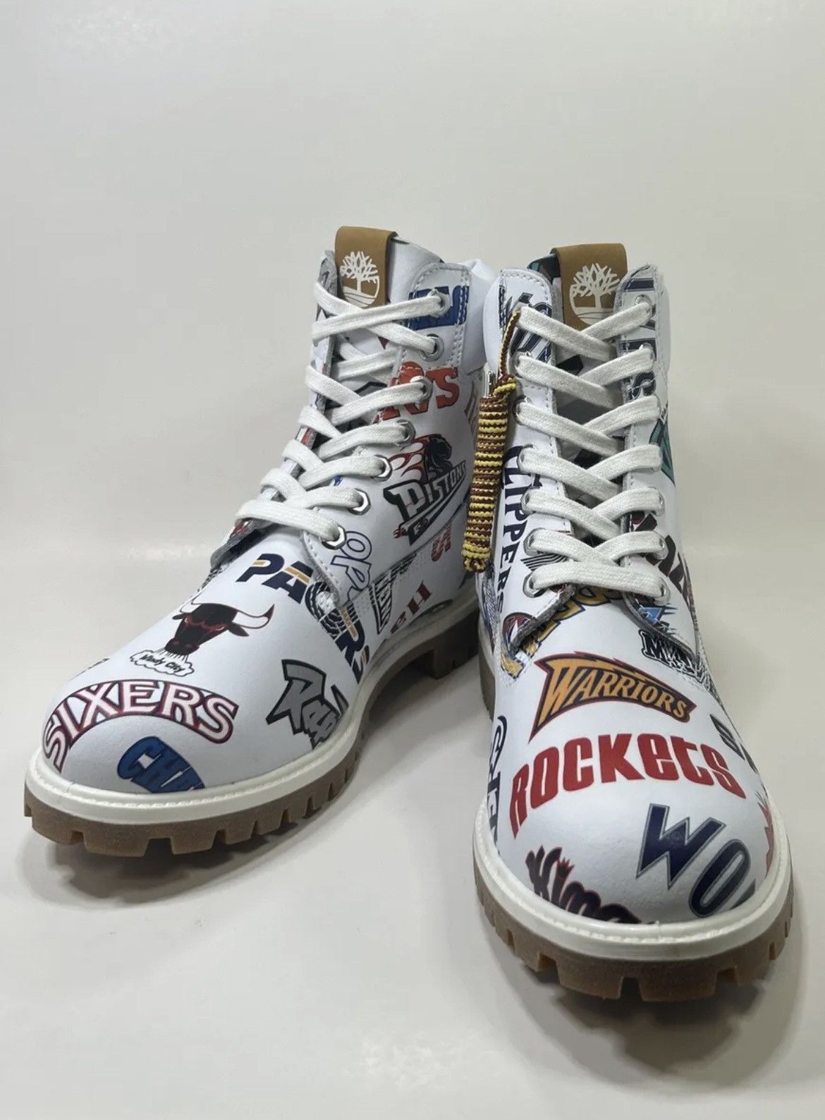 Nba X Timberland Size 9 Men S Timberland Mitchell Ness X Nba Wmns 10 5