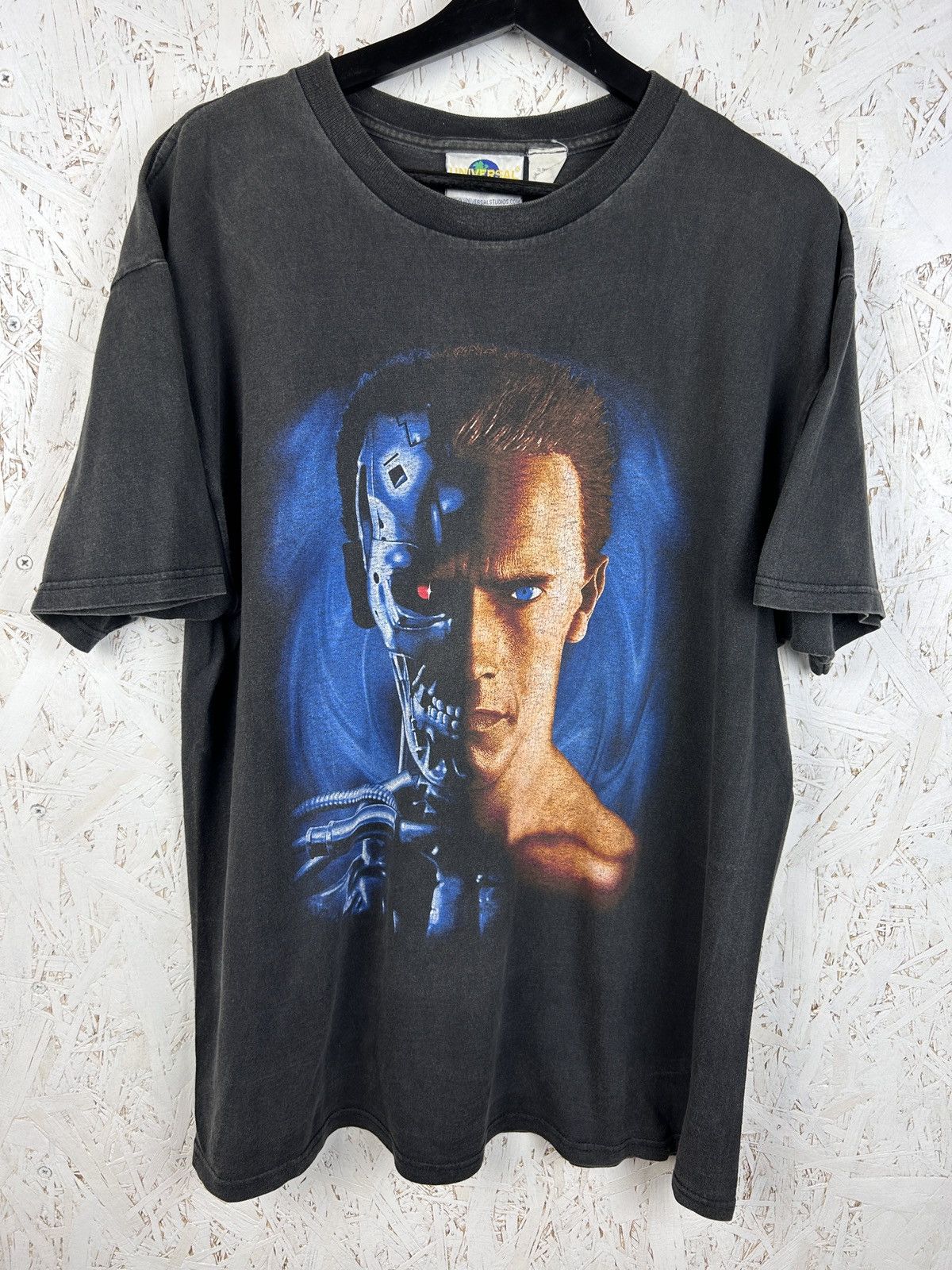 Universal Studios 90s Vintage Terminator T2 3d Universal Florida Faded T Shirt Hoodie, Sweatshirt | FlexRushtees.com