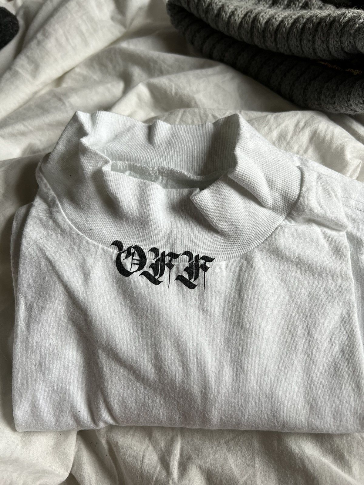 Virgil Abloh Off White T Shirt Hoodie, Sweatshirt | FlexRushtees.com