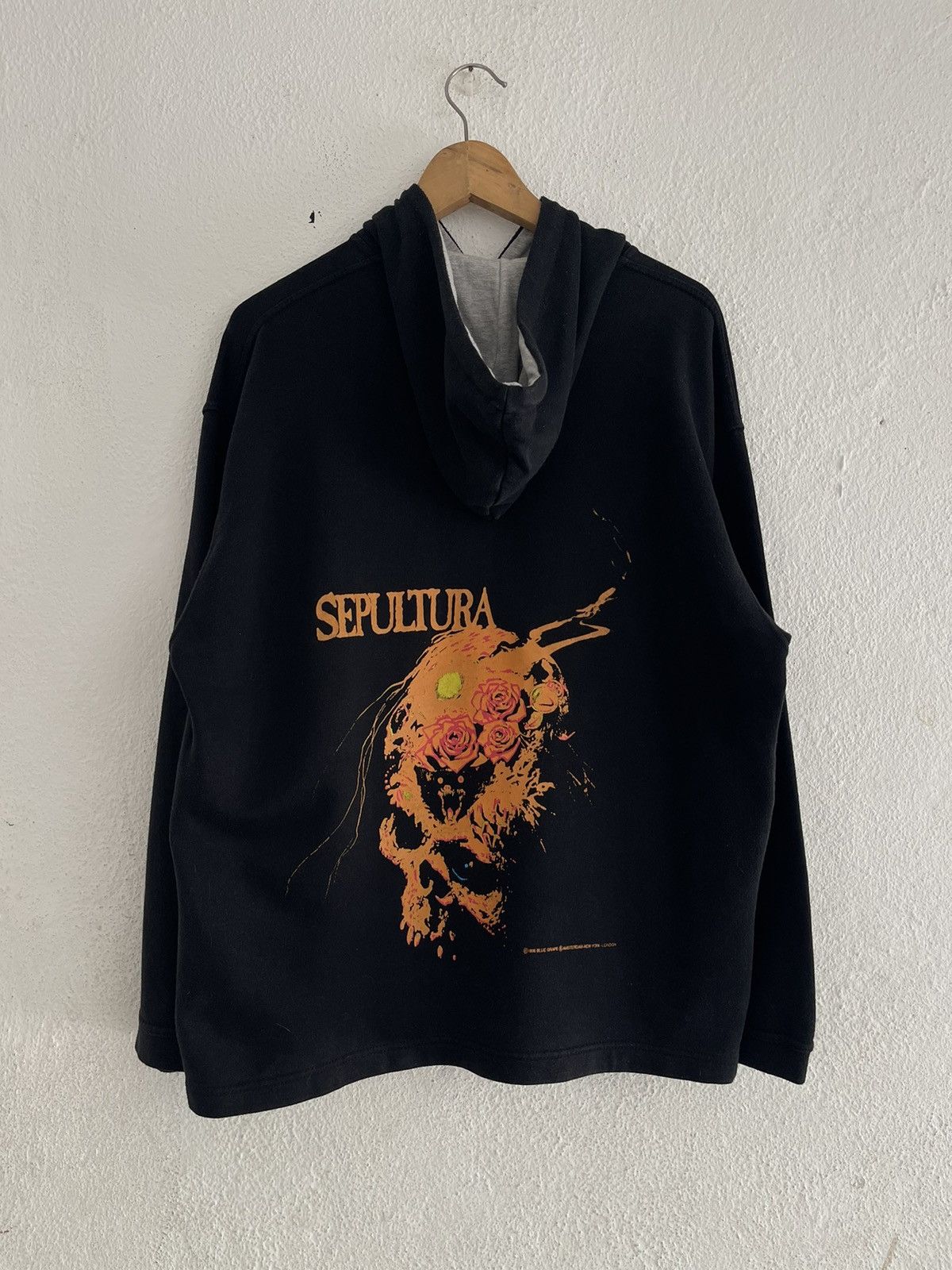 Band Tees Vintage 1990 Sepultura Beneath The Remain Hoodie Blue Grape Sweatshirt | FlexRushtees.com