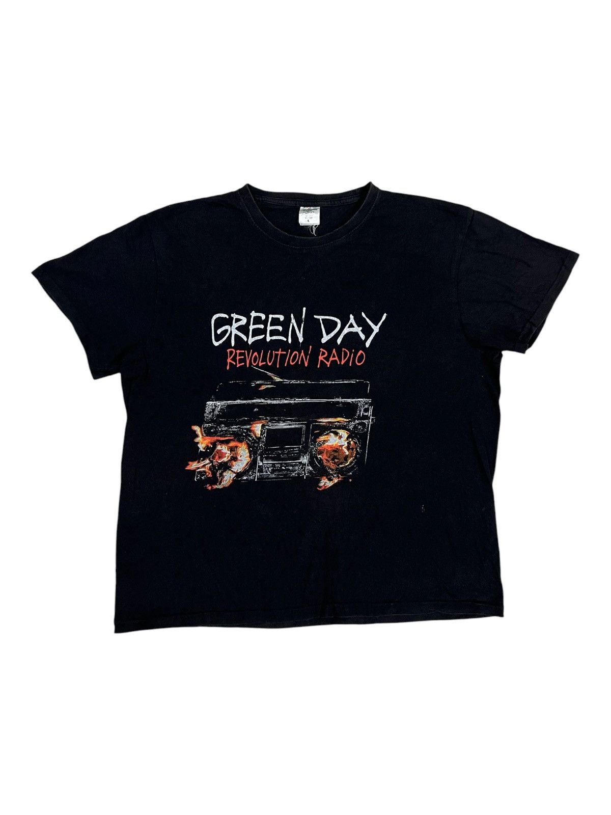 Vintage Y2k Green Day Revolution Radio Tour Line Up Hit Punk Shirt Hoodie, Sweatshirt | FlexRushtees.com