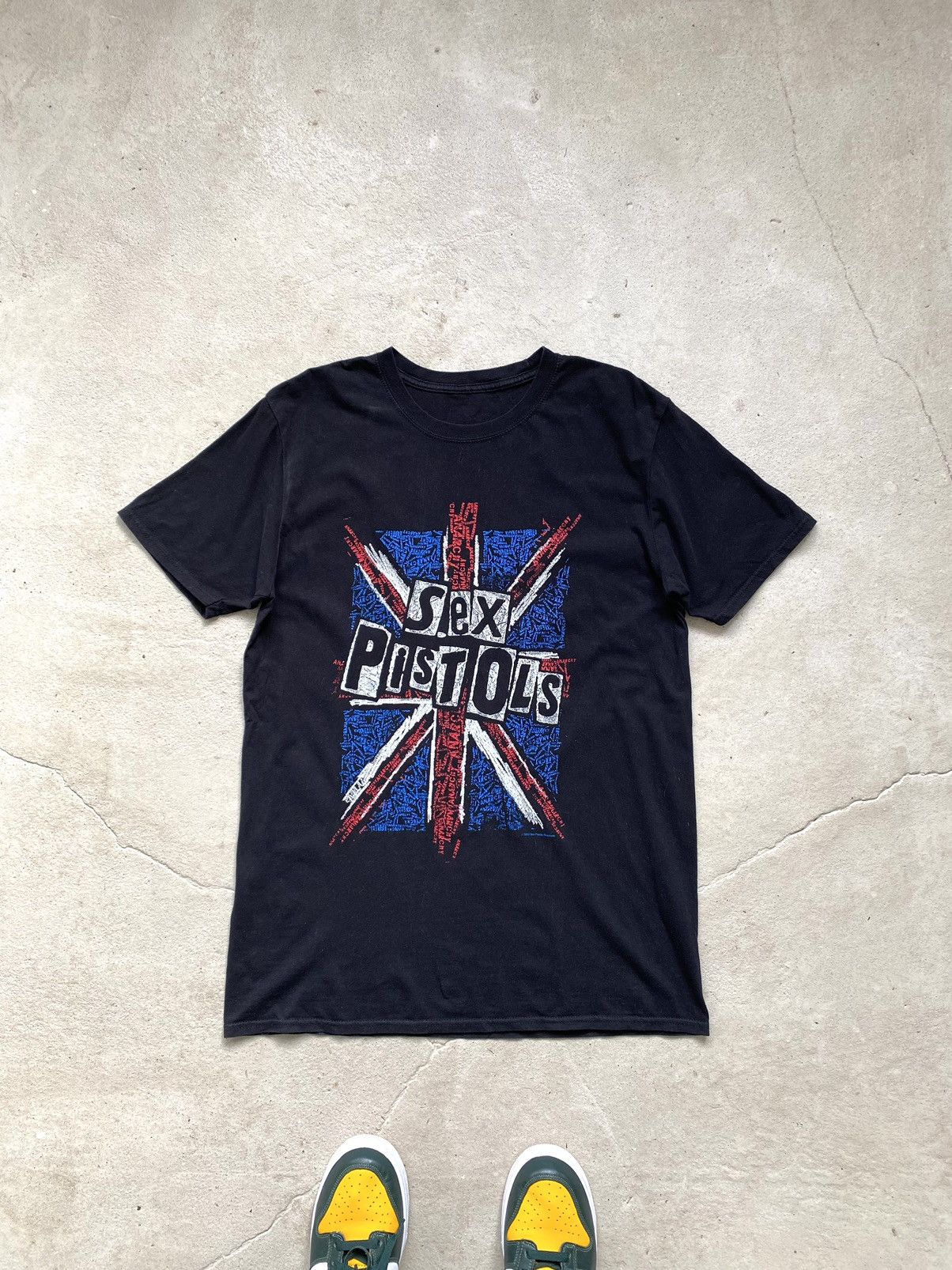 Vintage Sex Pistols Band Tee Shirt Y2k Hype Hoodie, Sweatshirt | AU16VibeMintTees.com
