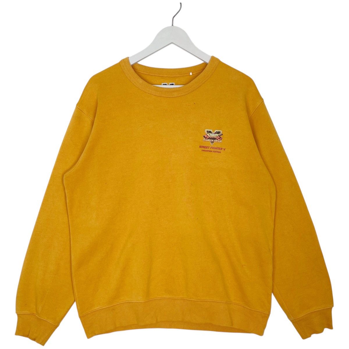 Vintage 90s Street Fighter V Sweatshirt Crewneck Yellow