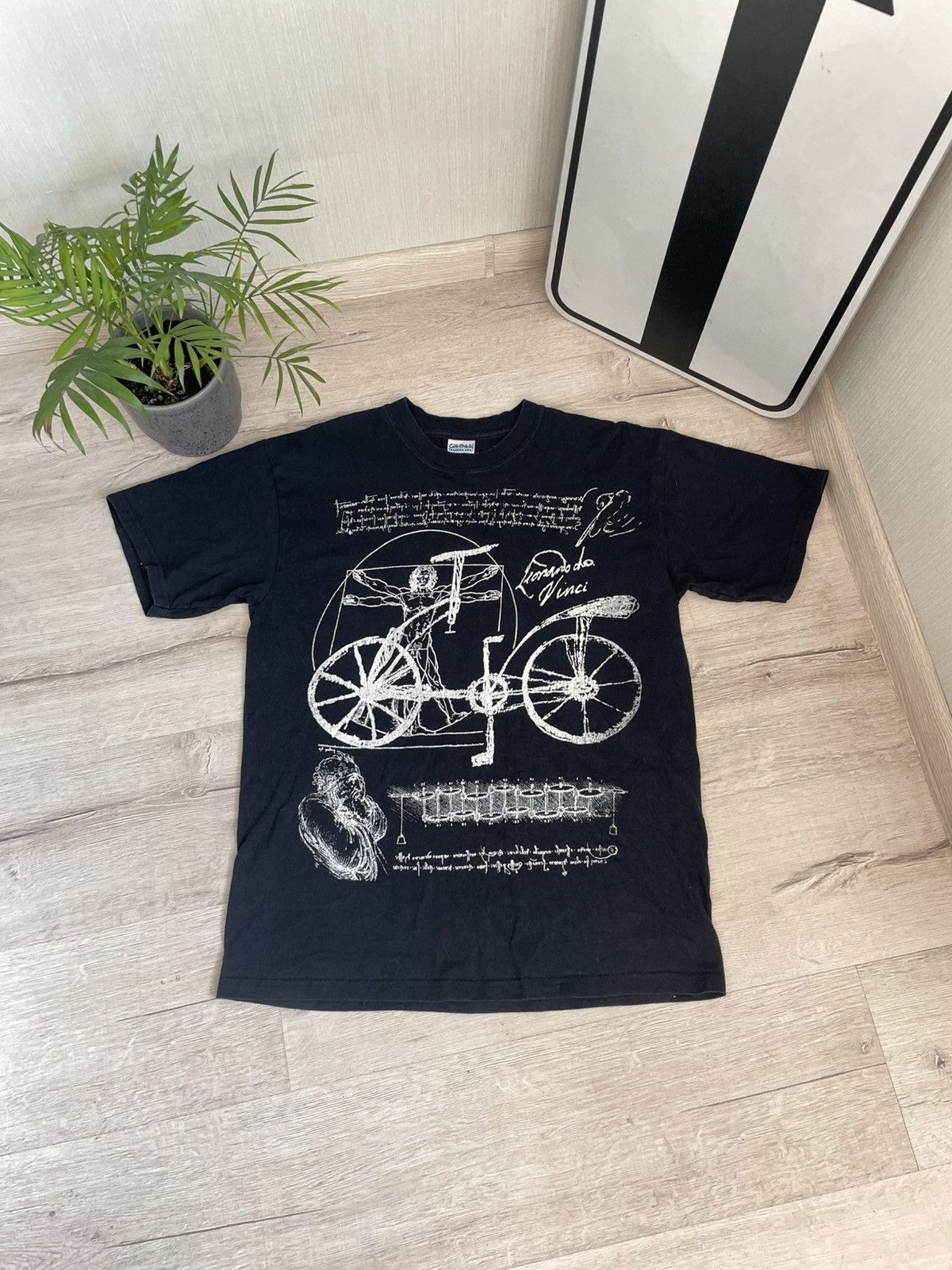 Designer Vintage Leonardo Da Vinci Bicycle Tee Museum Anatomy Y2k Hoodie, Sweatshirt | FlexRushtees.com