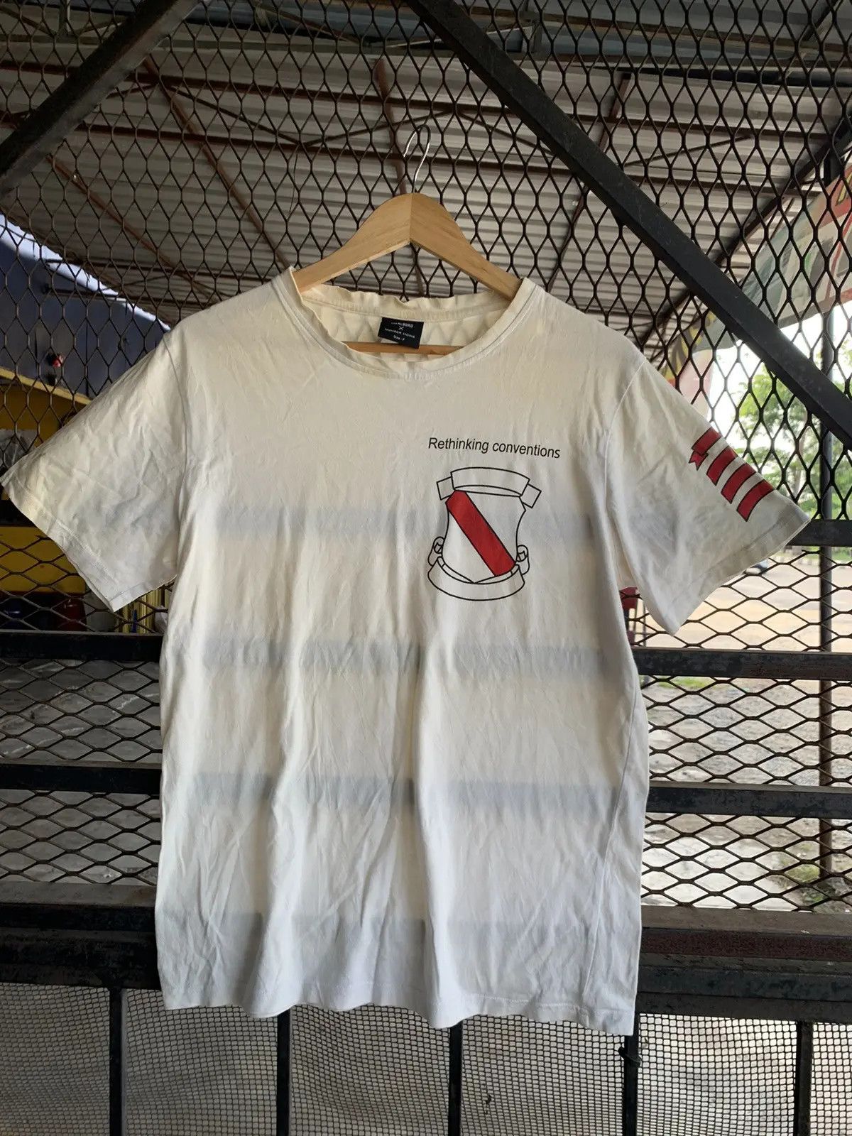 Marlboro White T Shirt Hoodie, Sweatshirt | FlexRushtees.com