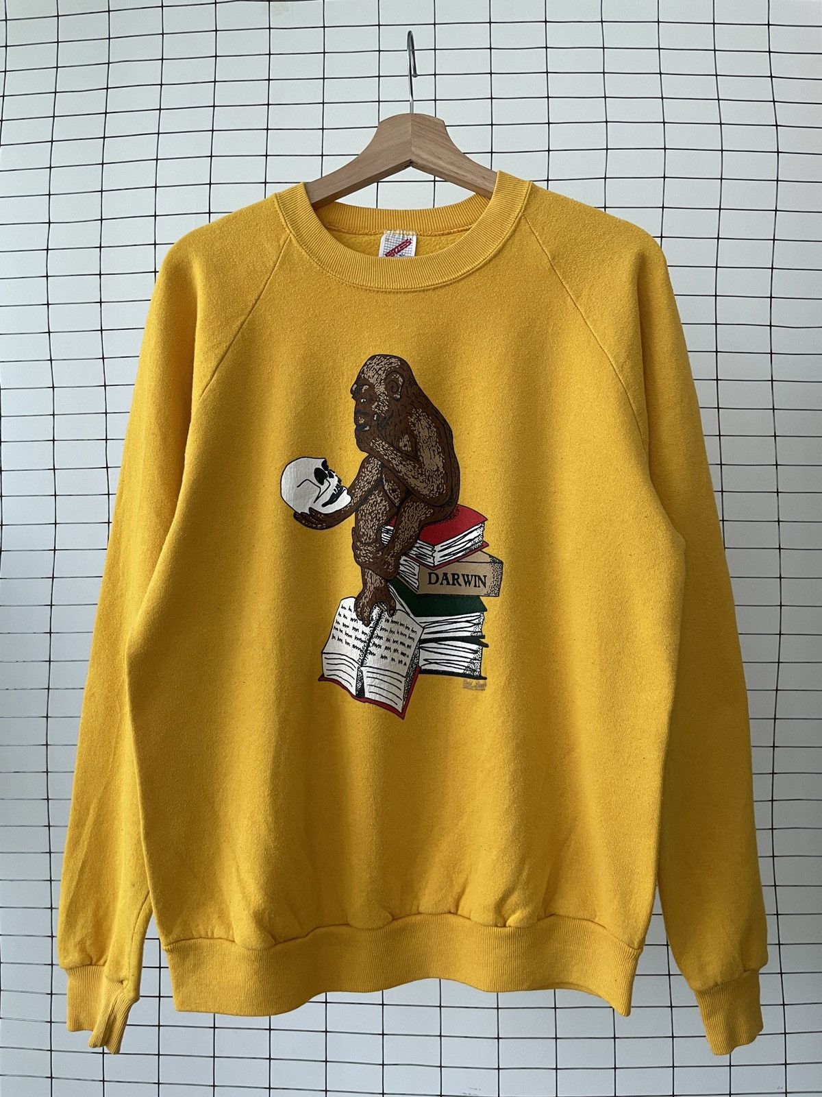 Vintage Jerzees Darwin Sweatshirt