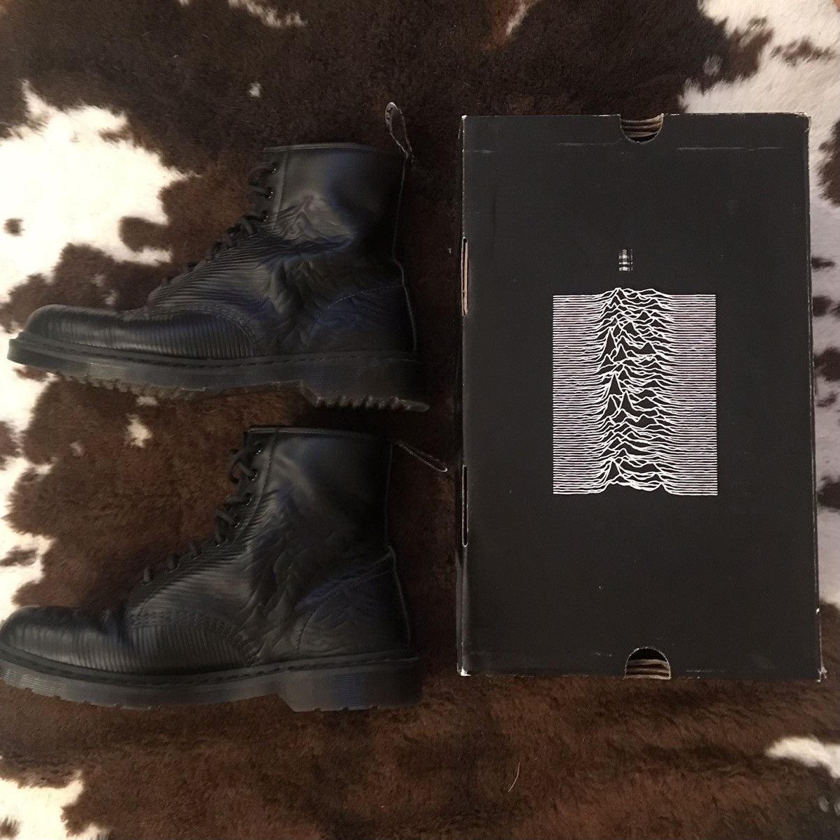 Division Joy Division Unknown Pleasures Dr Martens 1460s T-Shirts, Hoodie, Sweatshirt | FlexRushtees.com